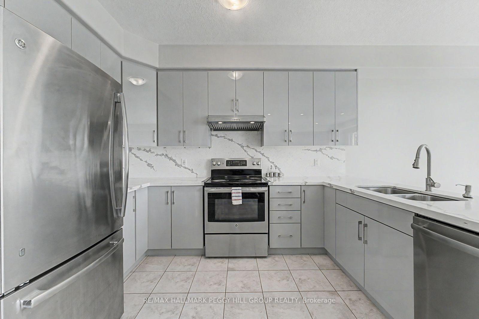 Photo 2 of Unit Upper, 53 Nathan Crescent, Barrie, Painswick South — HOMEH