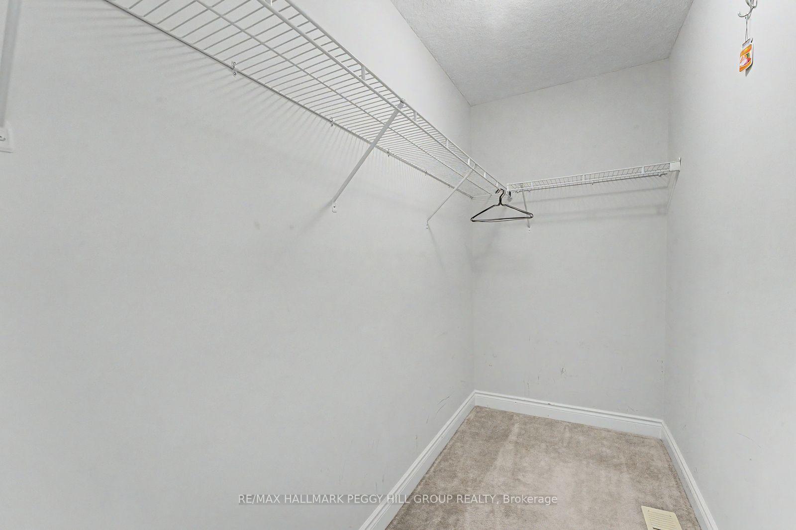 Photo 7 of Unit Upper, 53 Nathan Crescent, Barrie, Painswick South — HOMEH