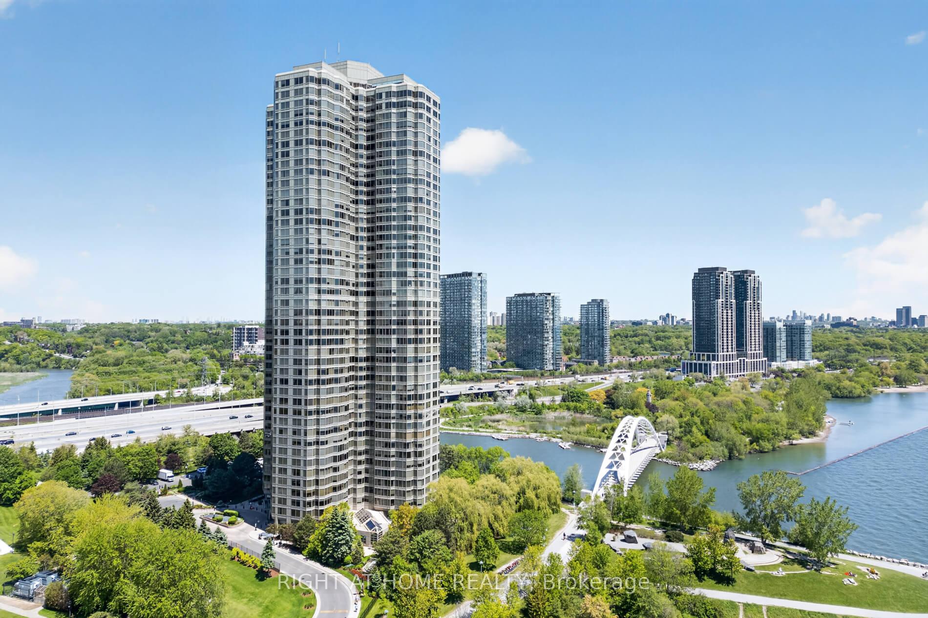 Photo 2 of Unit 607, 1 Palace Pier Court, Etobicoke, Mimico — HOMEH