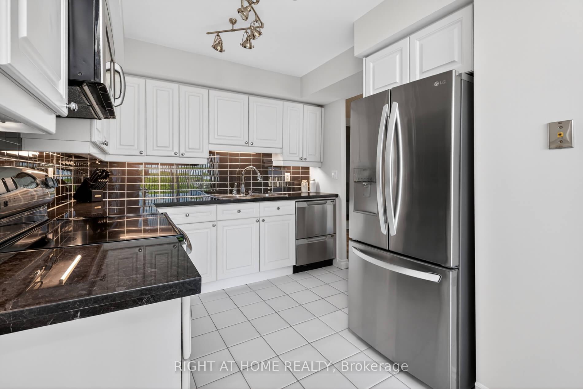 Photo 38 of Unit 607, 1 Palace Pier Court, Etobicoke, Mimico — HOMEH
