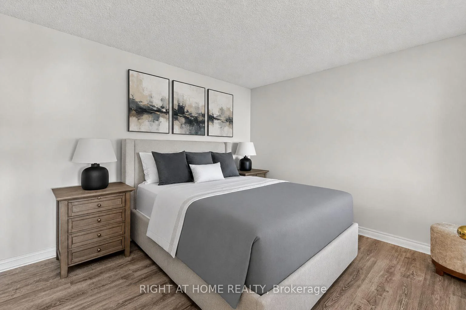 Photo 16 of Unit 607, 1 Palace Pier Court, Etobicoke, Mimico — HOMEH