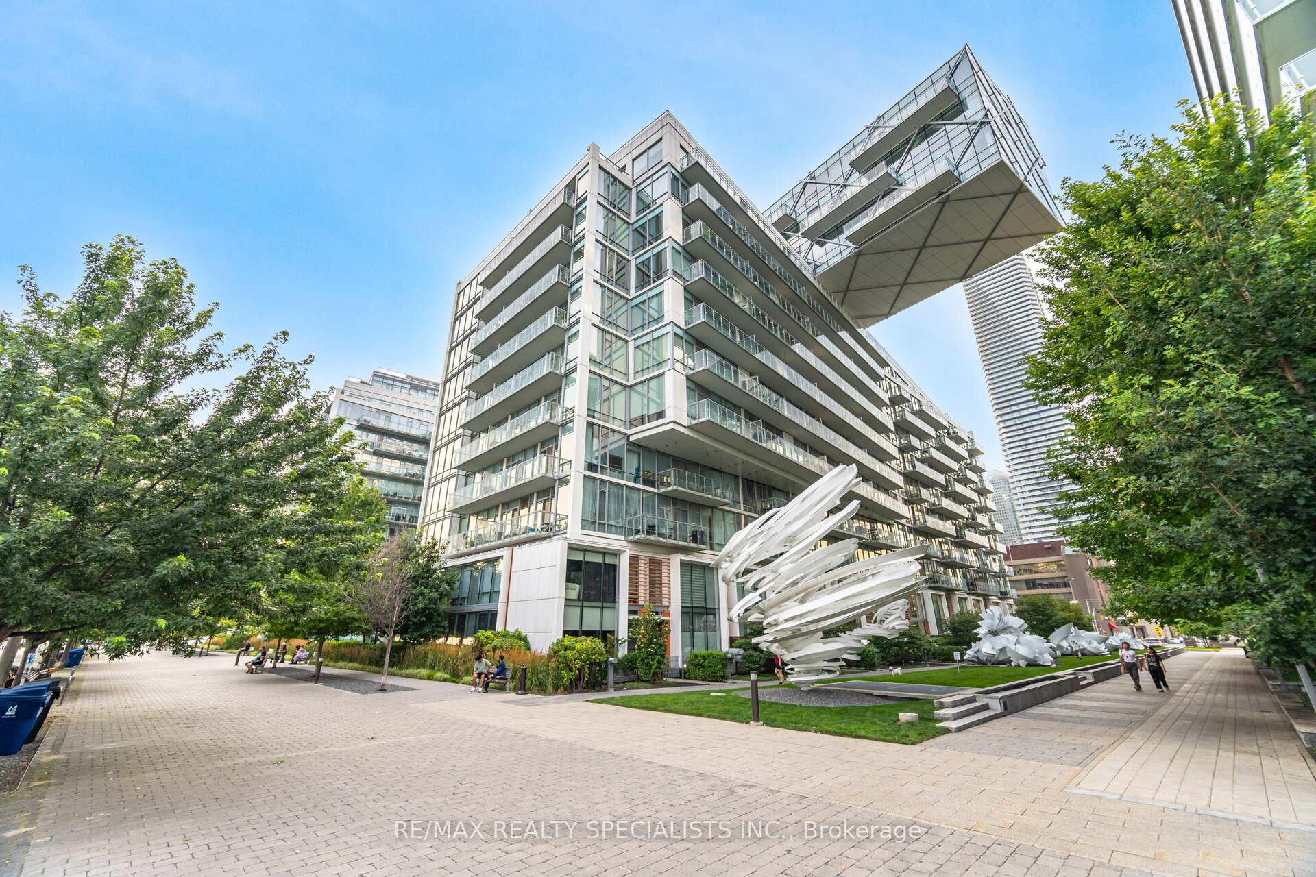 Photo 1 of Unit 1118, 29 Queens Quay E, Toronto, Waterfront Communities — HOMEH