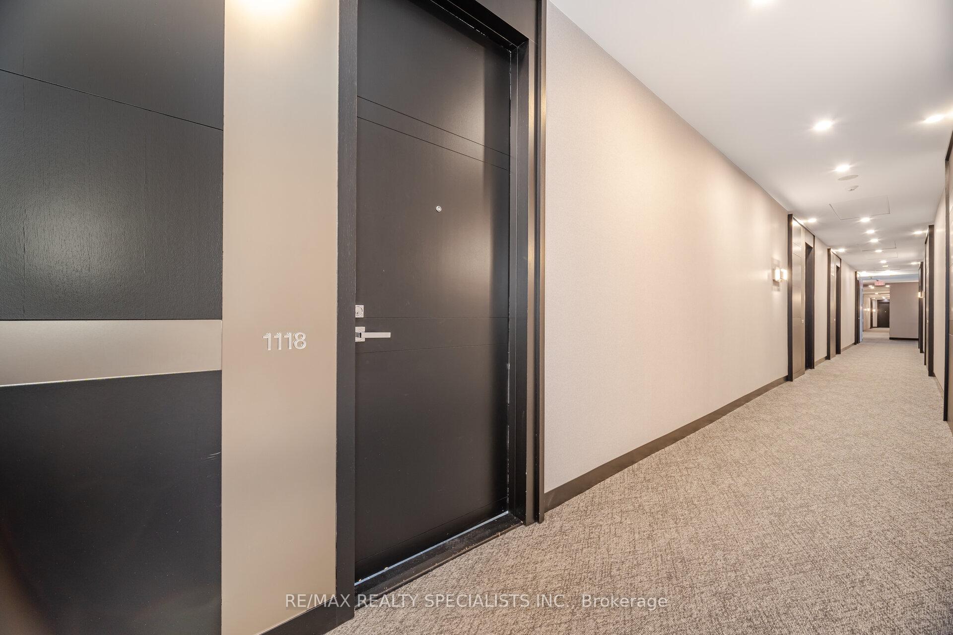 Photo 4 of Unit 1118, 29 Queens Quay E, Toronto, Waterfront Communities — HOMEH