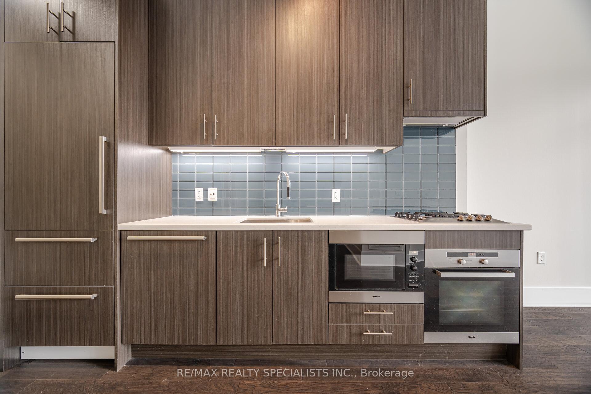 Photo 6 of Unit 1118, 29 Queens Quay E, Toronto, Waterfront Communities — HOMEH