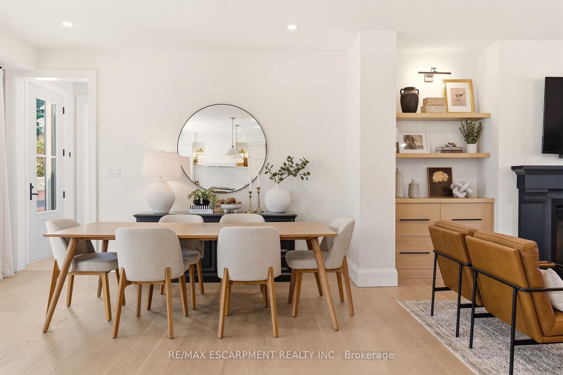 Photo 13 of 940 Gorton Avenue, Burlington, Bayview — HOMEH