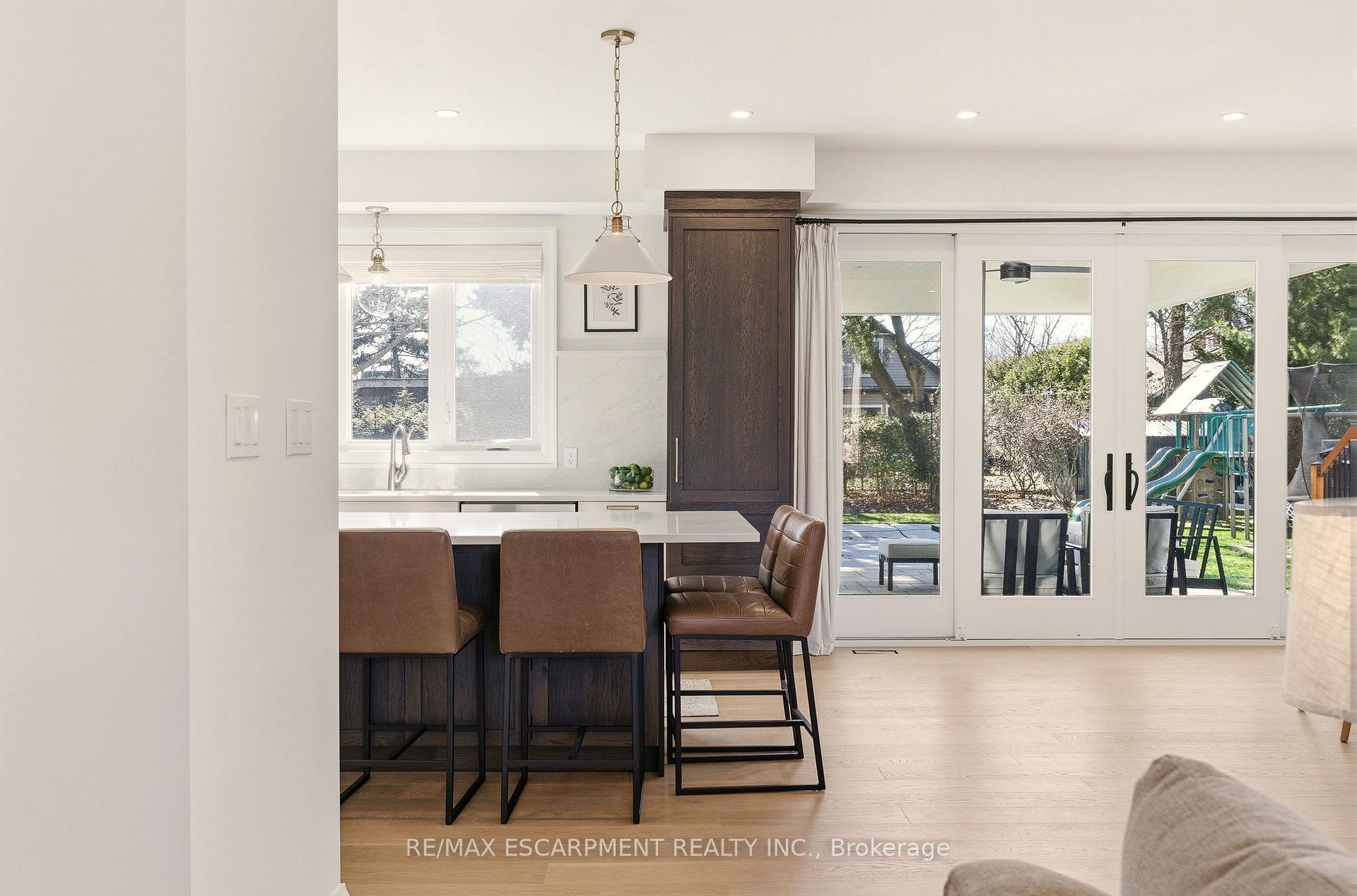 Photo 14 of 940 Gorton Avenue, Burlington, Bayview — HOMEH
