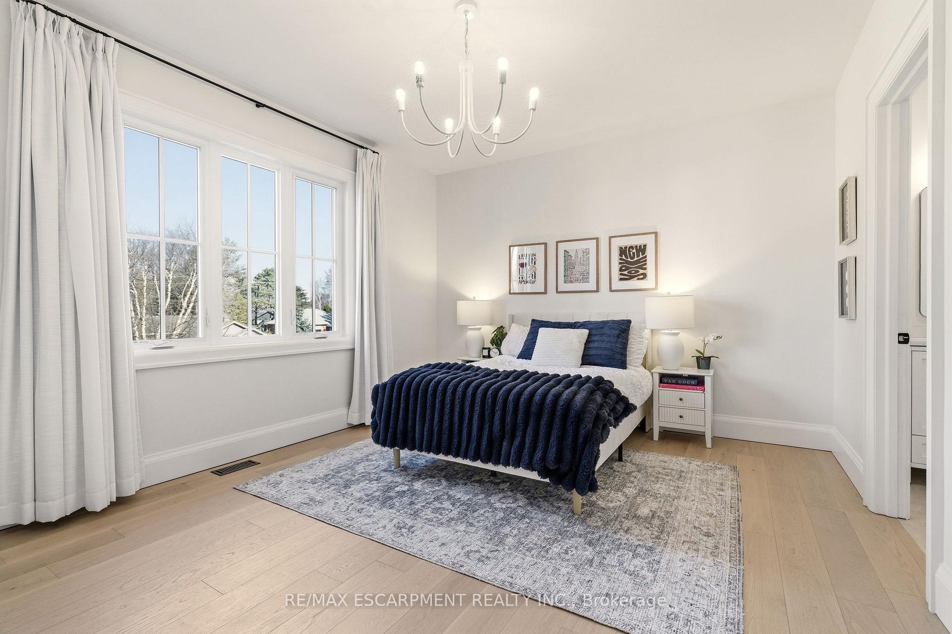 Photo 26 of 940 Gorton Avenue, Burlington, Bayview — HOMEH