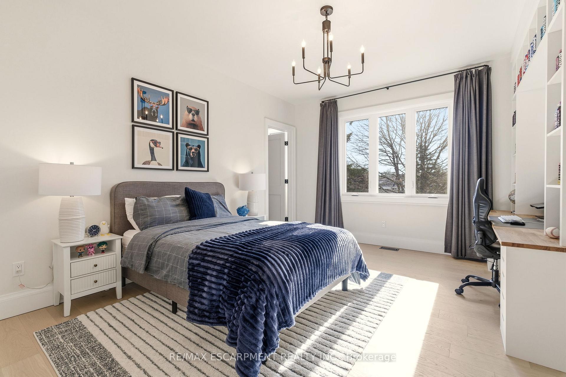 Photo 28 of 940 Gorton Avenue, Burlington, Bayview — HOMEH