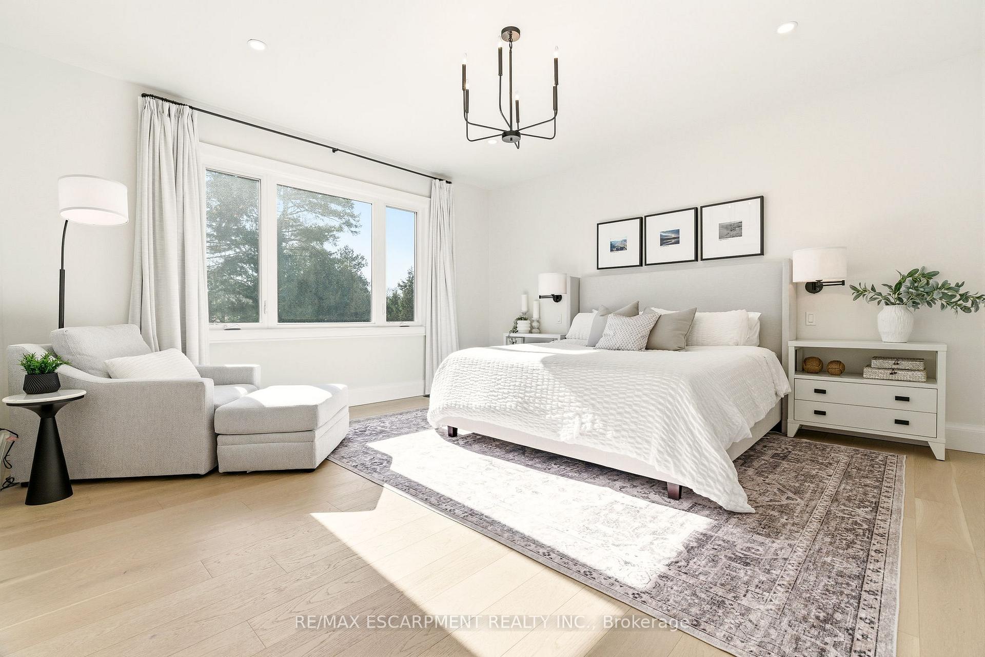 Photo 37 of 940 Gorton Avenue, Burlington, Bayview — HOMEH
