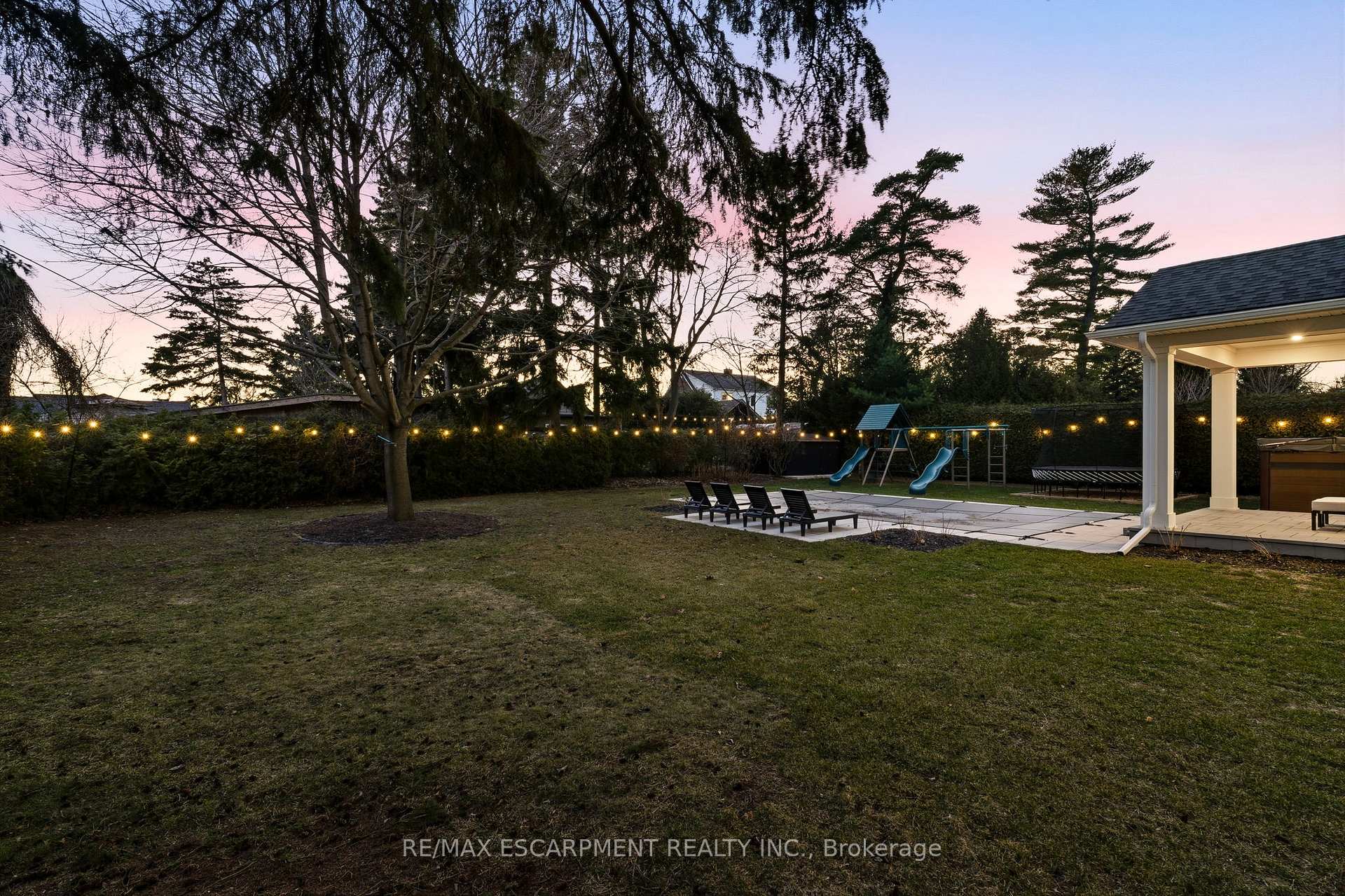Photo 55 of 940 Gorton Avenue, Burlington, Bayview — HOMEH
