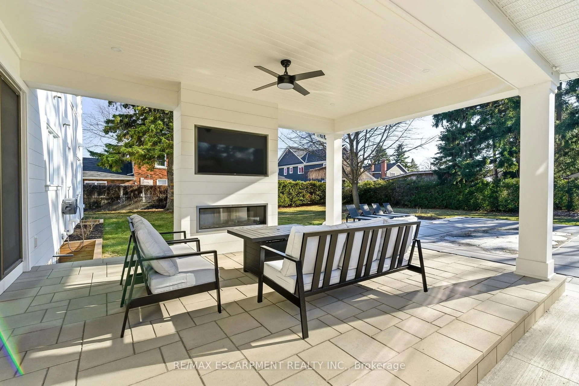 Photo 44 of 940 Gorton Avenue, Burlington, Bayview — HOMEH