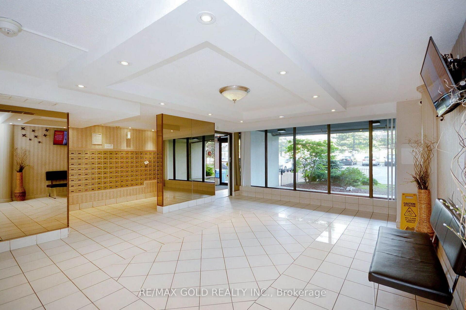 Photo 6 of Unit 407, 21 Knightsbridge Road, Brampton, Queen Street Corridor — HOMEH