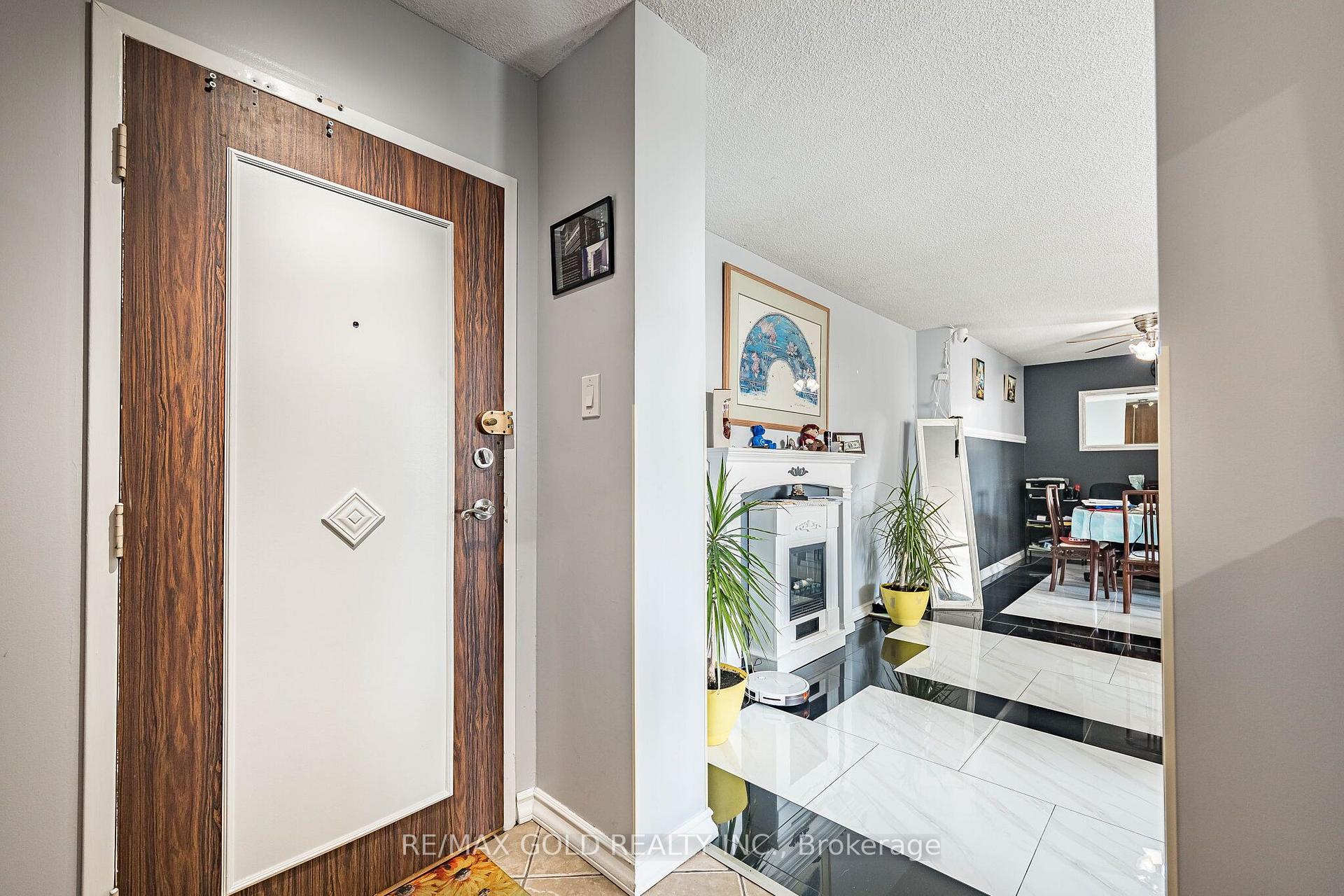 Photo 10 of Unit 407, 21 Knightsbridge Road, Brampton, Queen Street Corridor — HOMEH