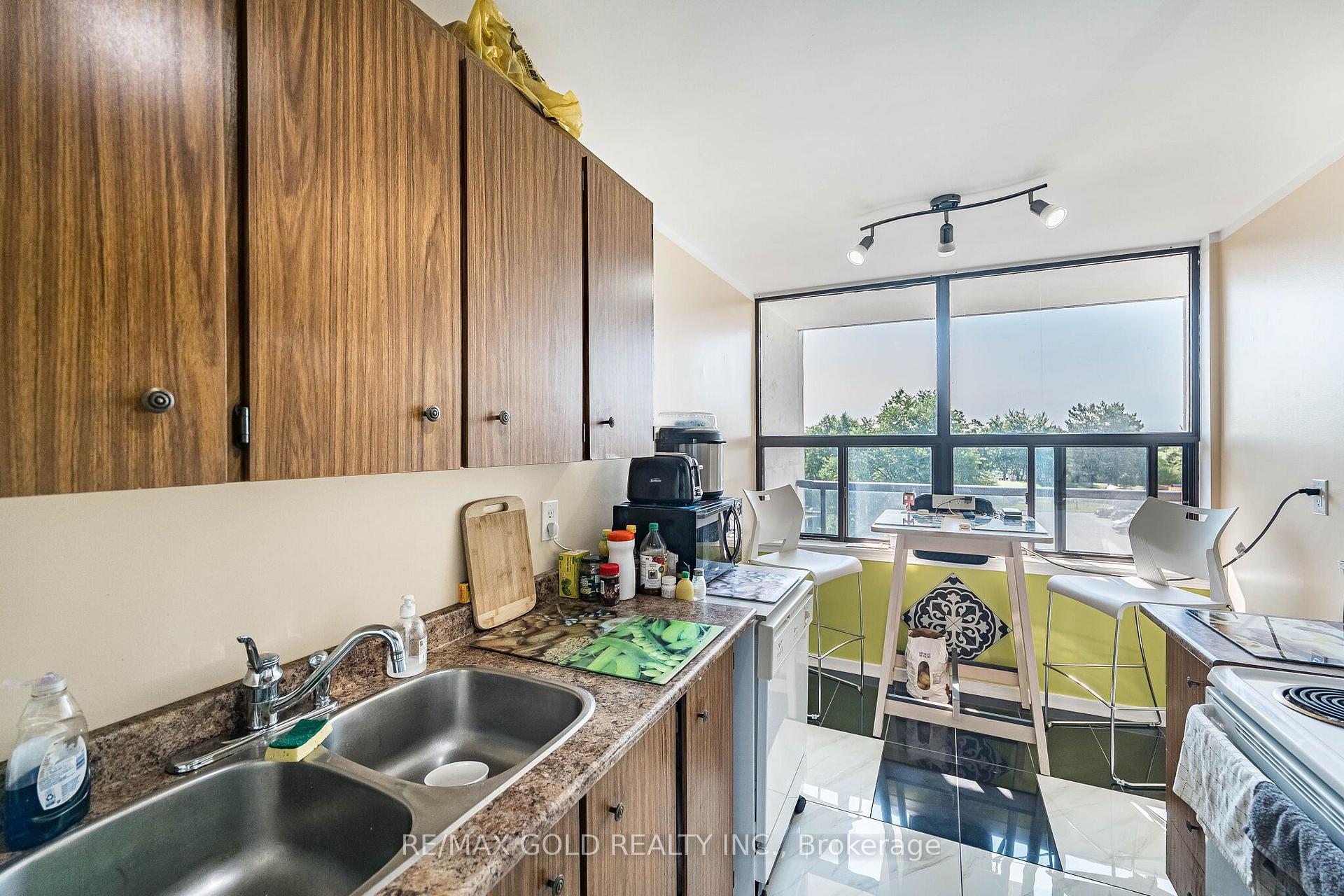 Photo 30 of Unit 407, 21 Knightsbridge Road, Brampton, Queen Street Corridor — HOMEH