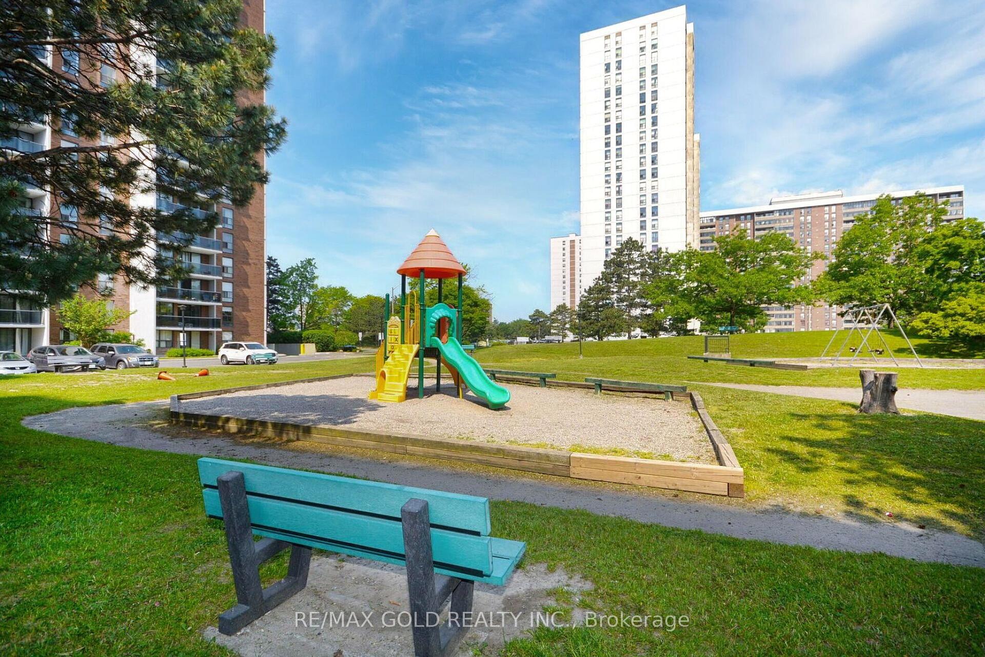 Photo 47 of Unit 407, 21 Knightsbridge Road, Brampton, Queen Street Corridor — HOMEH
