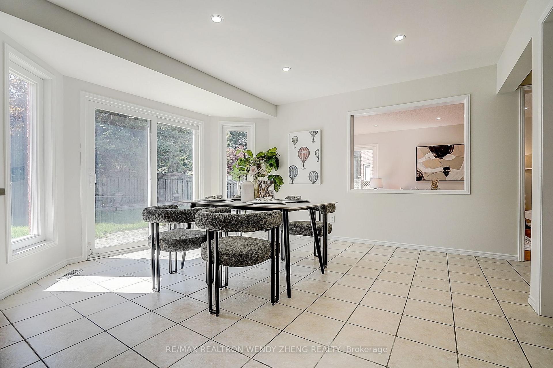 Photo 17 of 57 Loring Crescent, Markham, Unionville — HOMEH