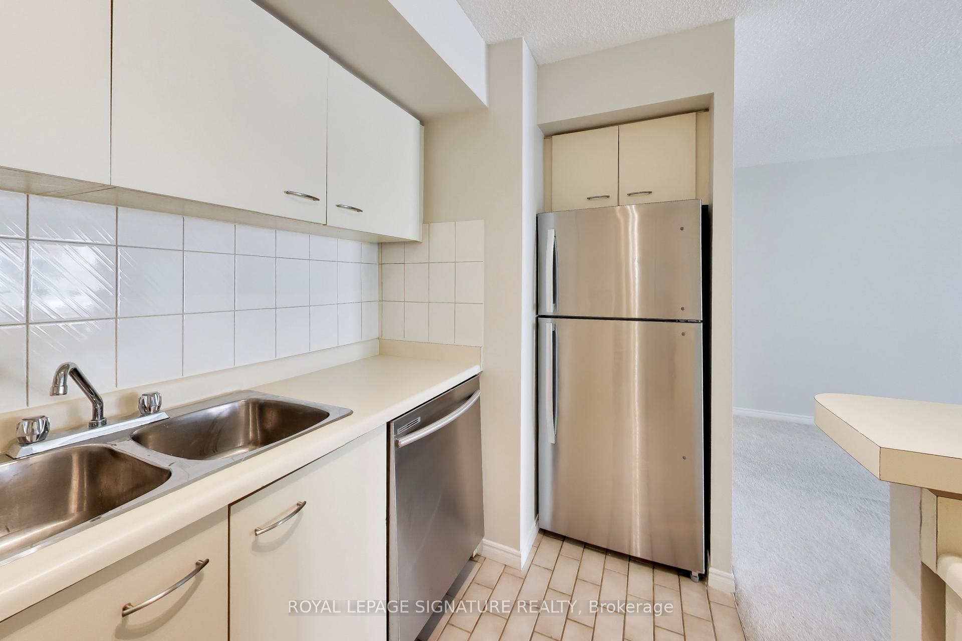 Photo 12 of Unit 2313, 25 The Esplanade, Toronto, Waterfront Communities — HOMEH