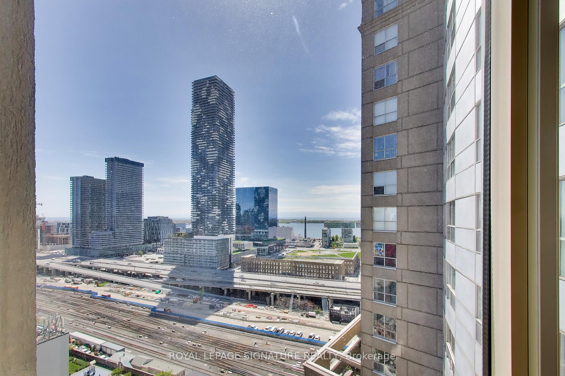 Photo 19 of Unit 2313, 25 The Esplanade, Toronto, Waterfront Communities — HOMEH