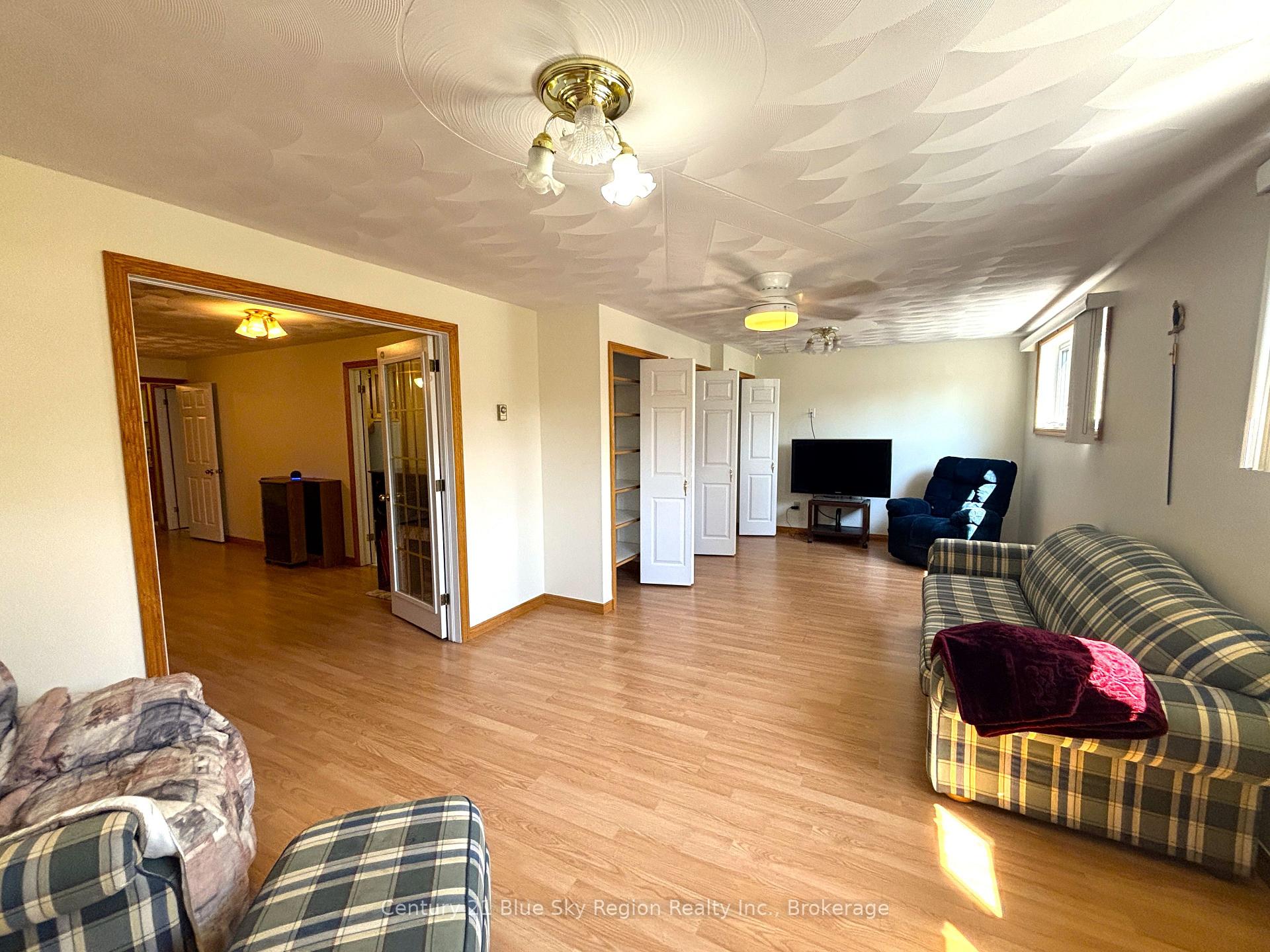 Photo 27 of 877 O'Brien Street, North Bay, Central — HOMEH