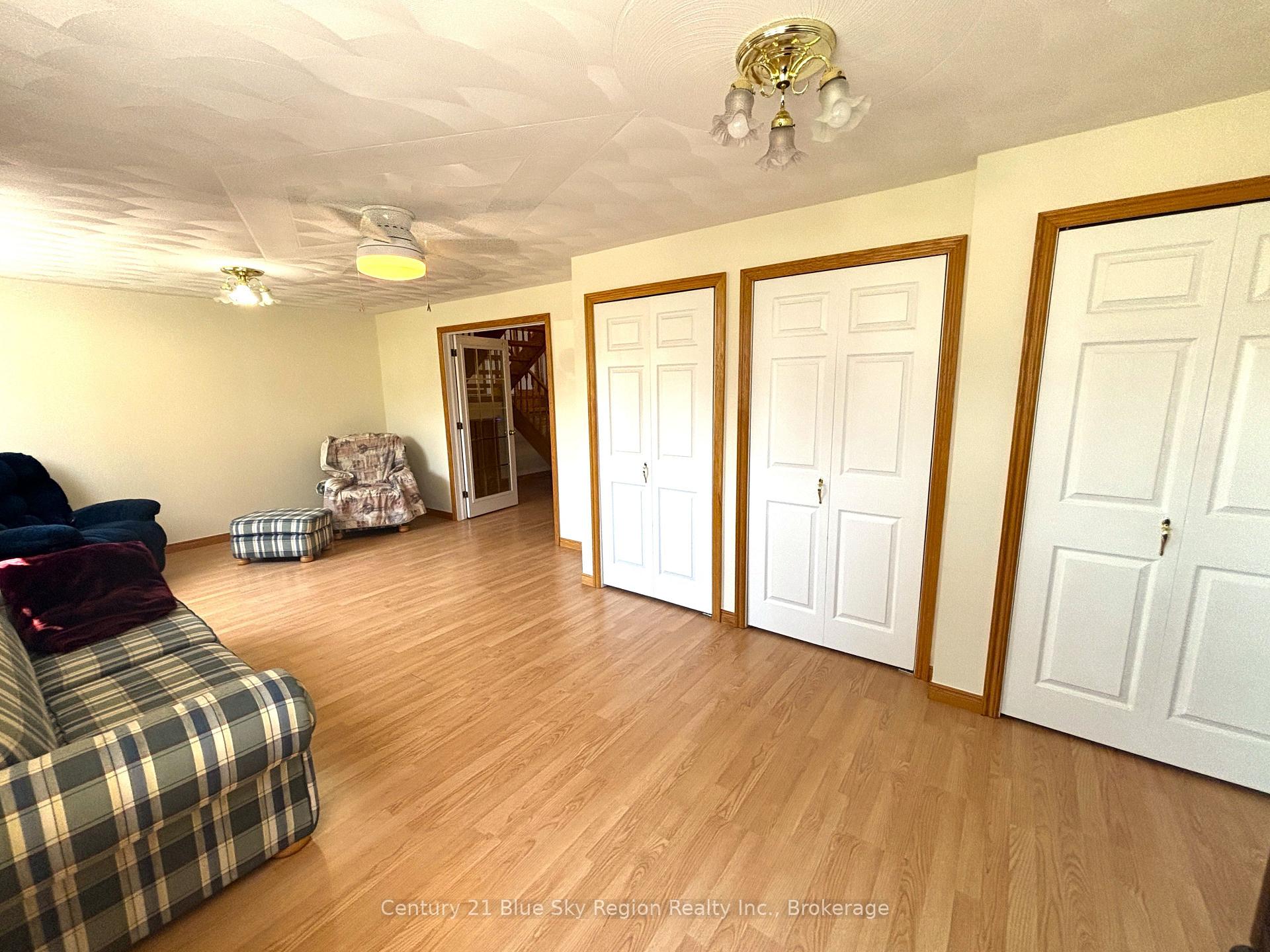 Photo 29 of 877 O'Brien Street, North Bay, Central — HOMEH