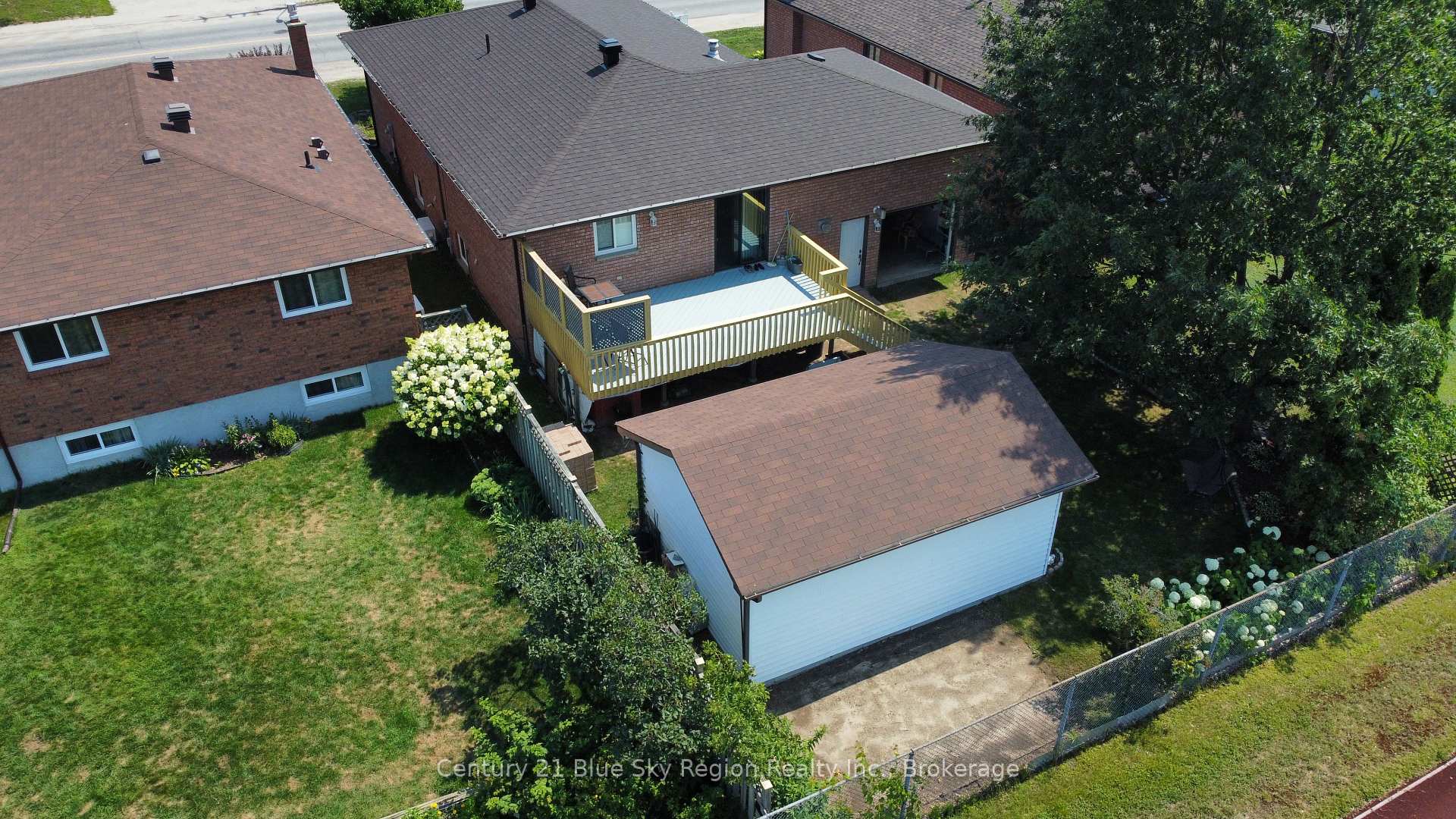 Photo 40 of 877 O'Brien Street, North Bay, Central — HOMEH
