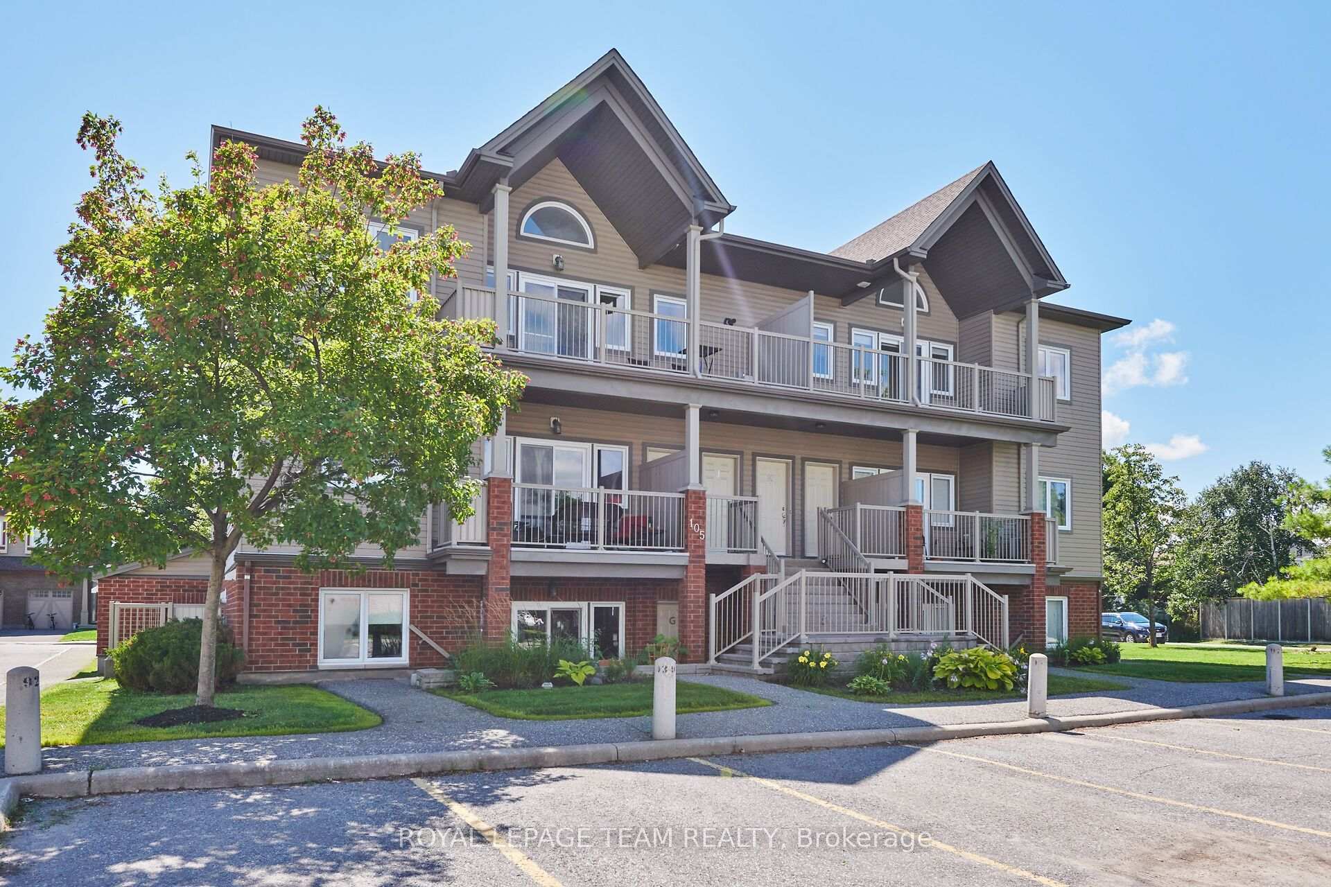 Photo 3 of Unit H, 105 Fraser Fields Way, Ottawa, Barrhaven - Heritage Park — HOMEH