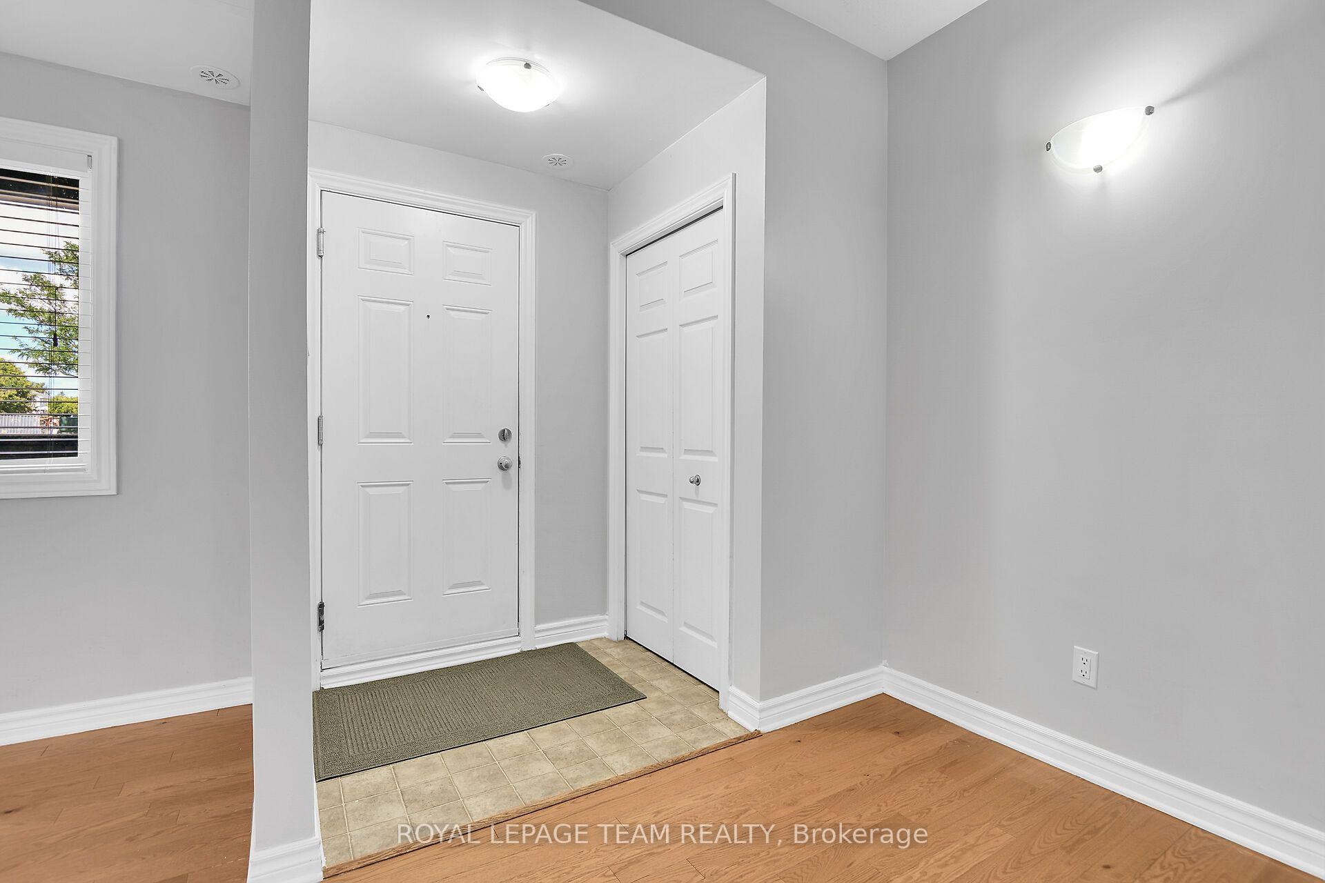 Photo 9 of Unit H, 105 Fraser Fields Way, Ottawa, Barrhaven - Heritage Park — HOMEH