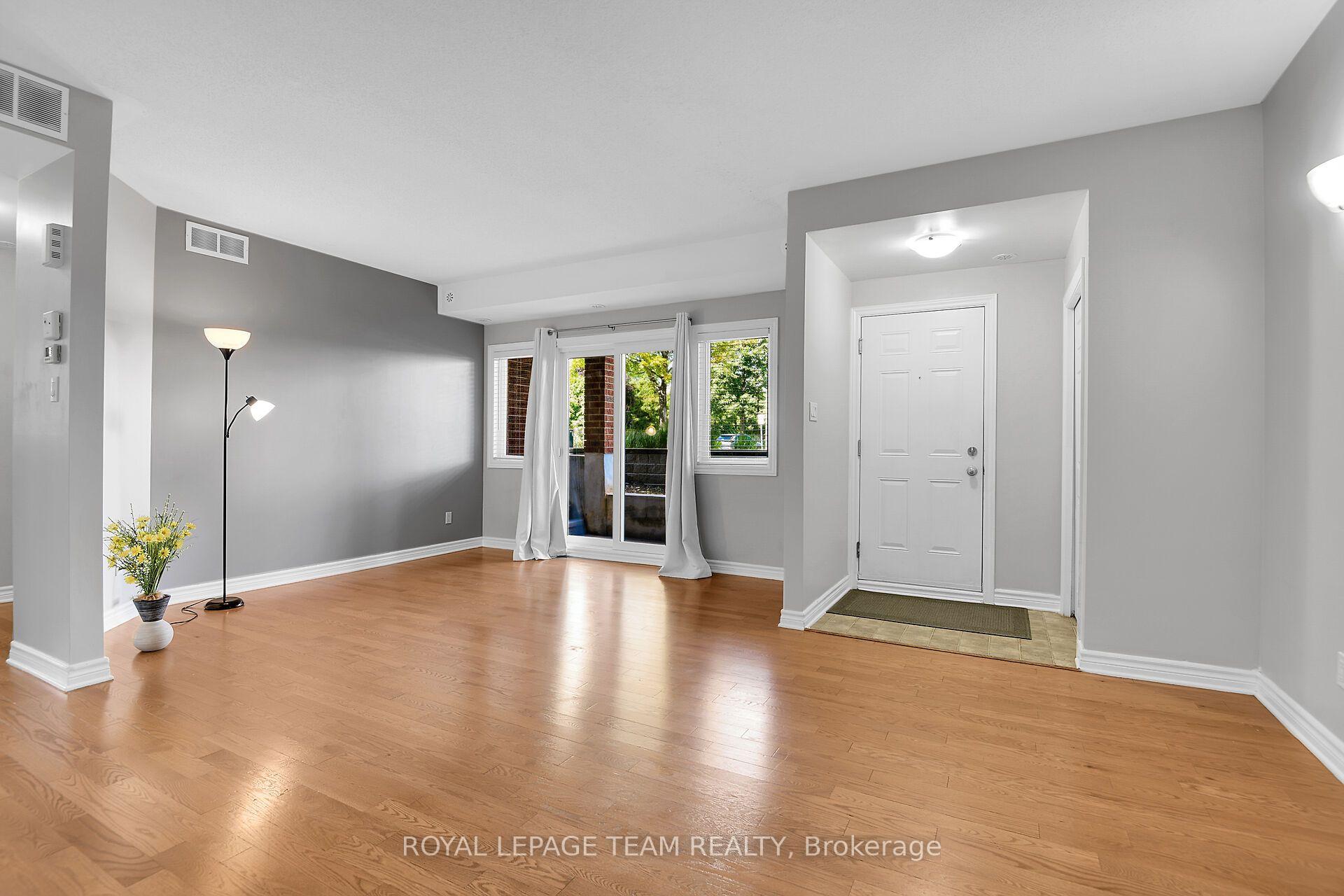 Photo 13 of Unit H, 105 Fraser Fields Way, Ottawa, Barrhaven - Heritage Park — HOMEH