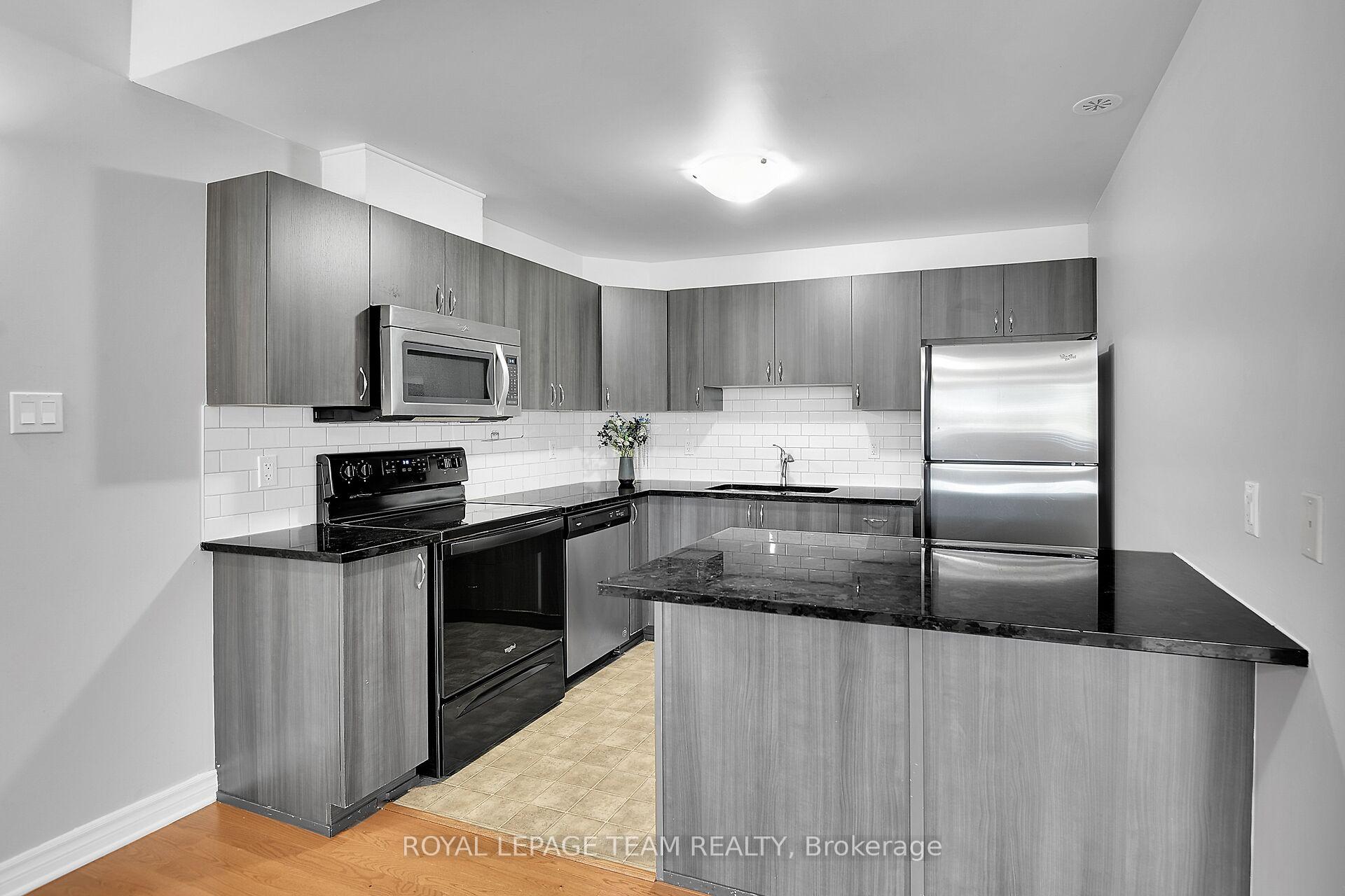 Photo 17 of Unit H, 105 Fraser Fields Way, Ottawa, Barrhaven - Heritage Park — HOMEH