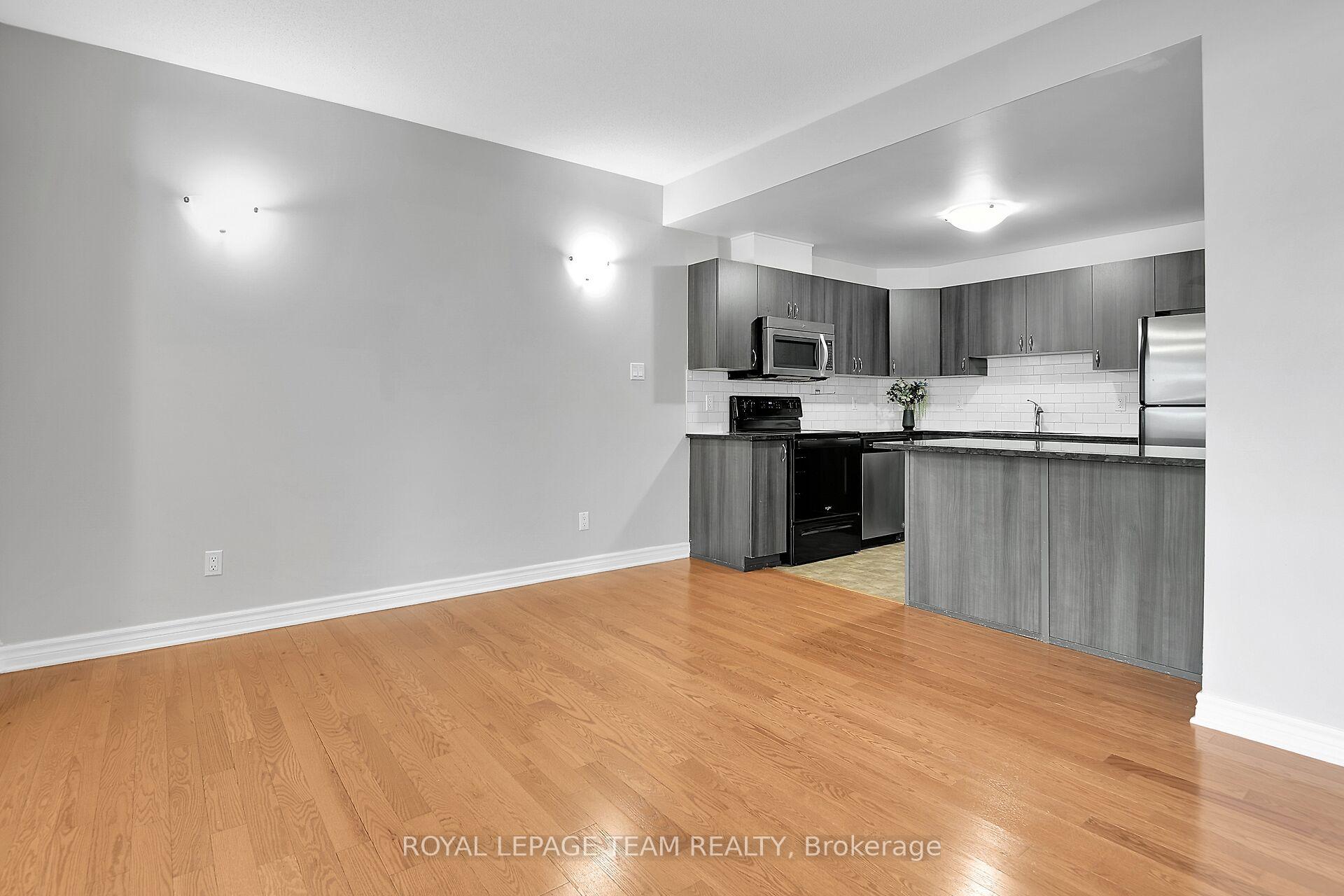 Photo 15 of Unit H, 105 Fraser Fields Way, Ottawa, Barrhaven - Heritage Park — HOMEH
