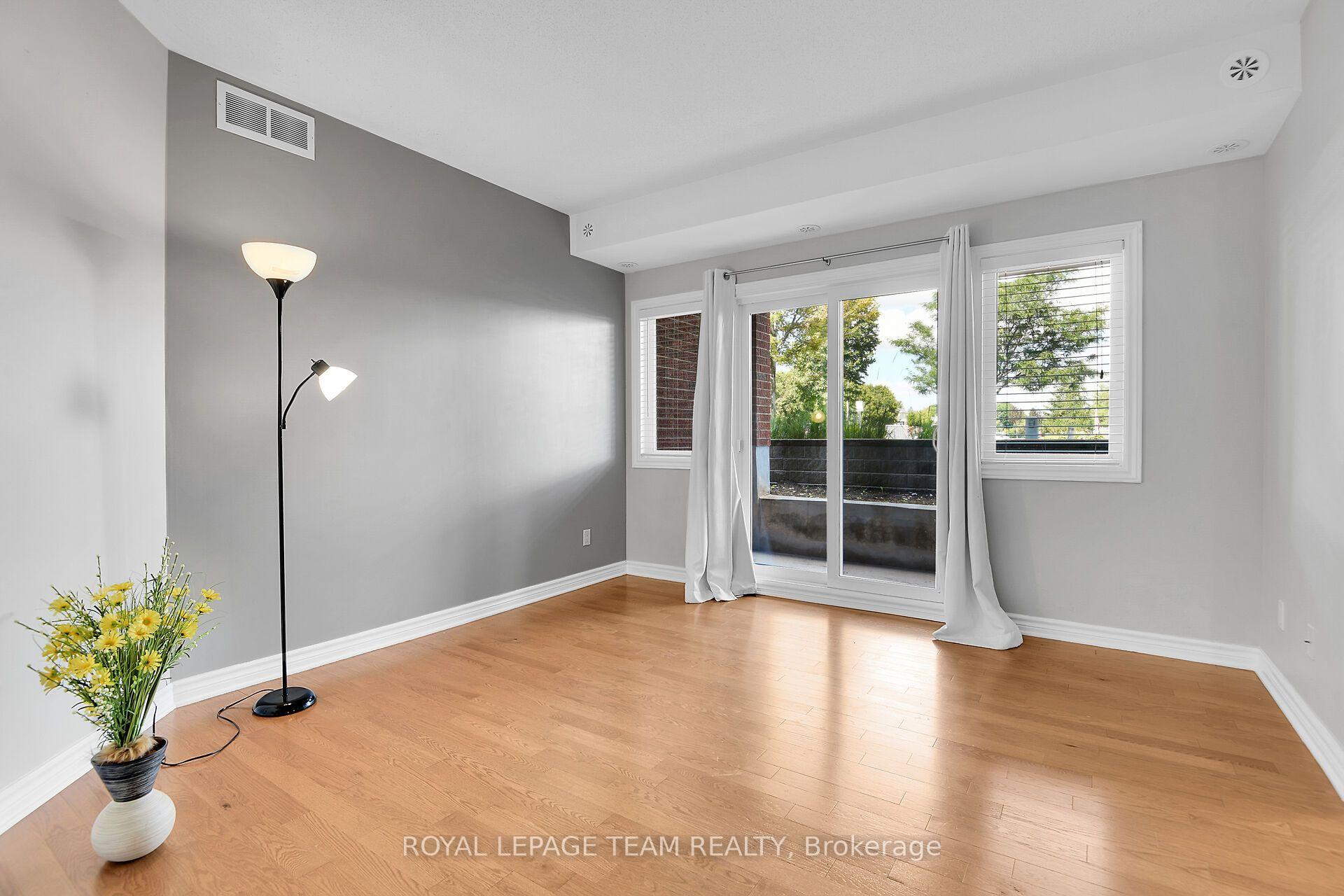 Photo 23 of Unit H, 105 Fraser Fields Way, Ottawa, Barrhaven - Heritage Park — HOMEH