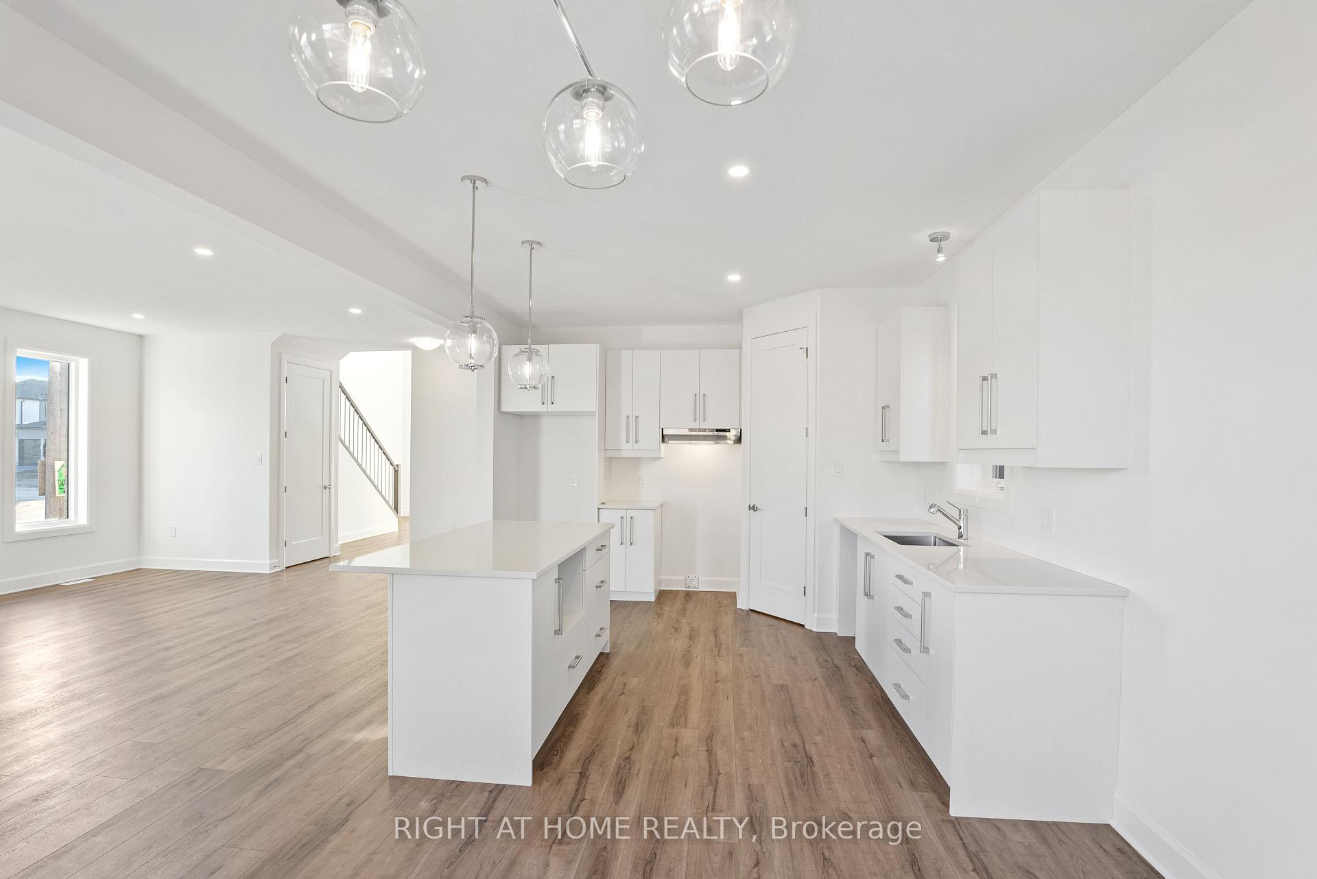 Photo 5 of 2 Welch Court, St. Thomas — HOMEH