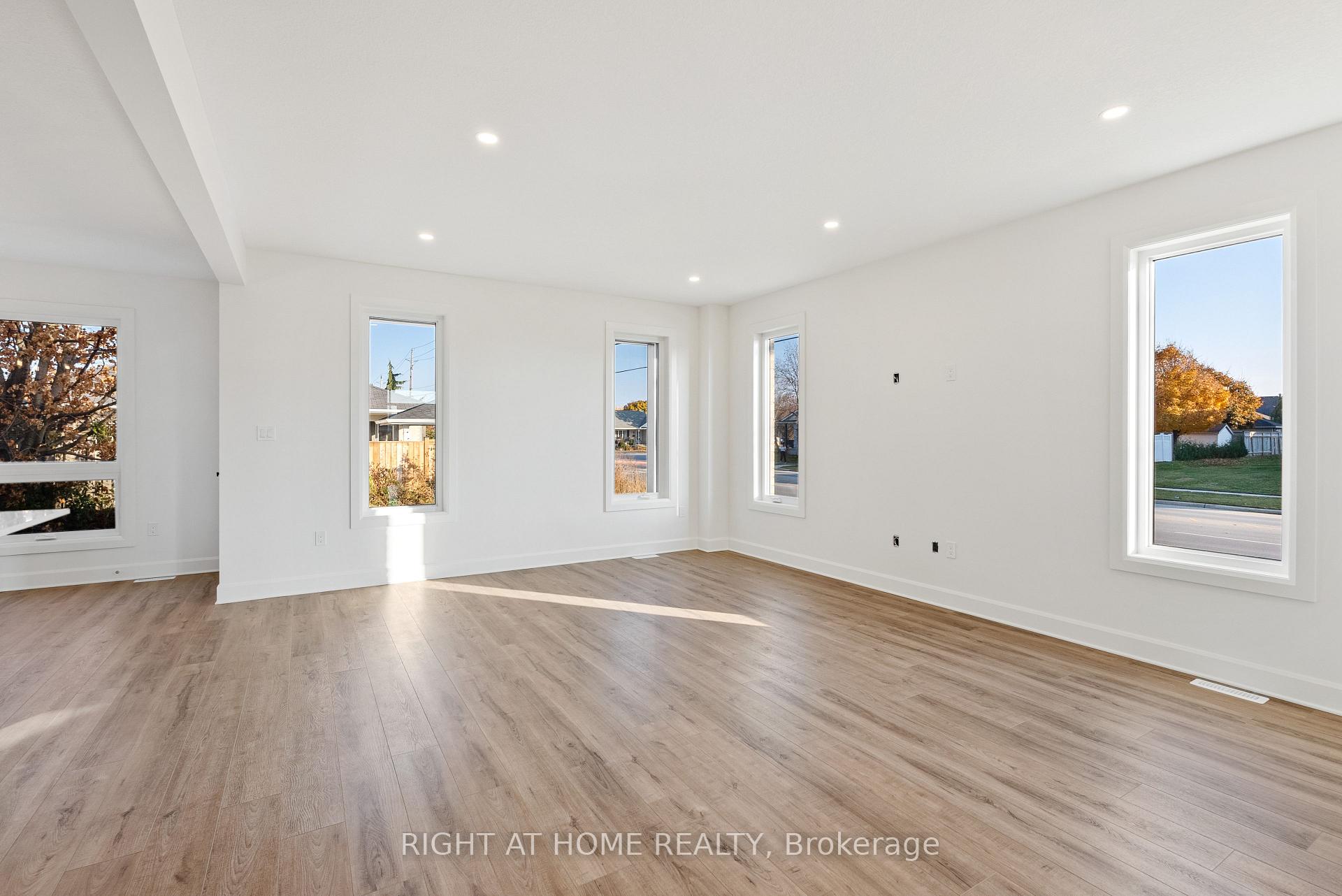 Photo 6 of 2 Welch Court, St. Thomas — HOMEH