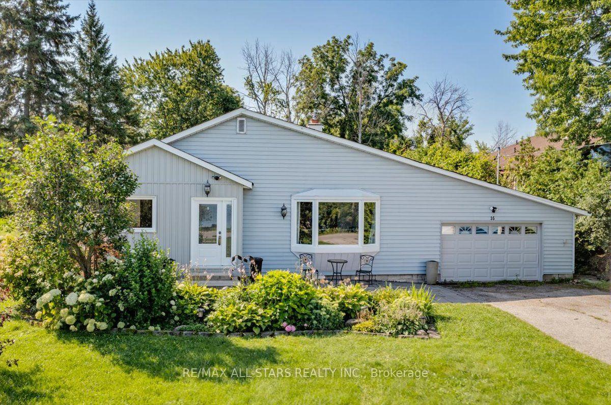 Photo 2 of 35 Lake Drive E, Georgina, Keswick North — HOMEH