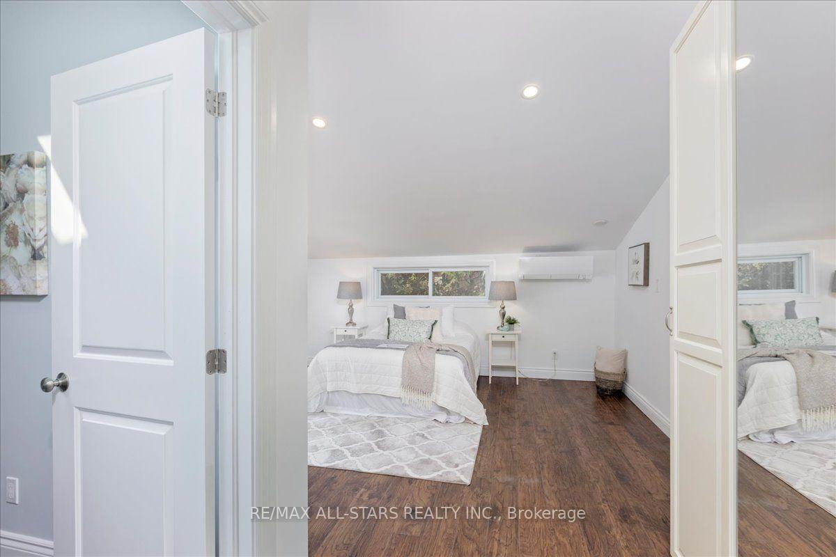 Photo 18 of 35 Lake Drive E, Georgina, Keswick North — HOMEH