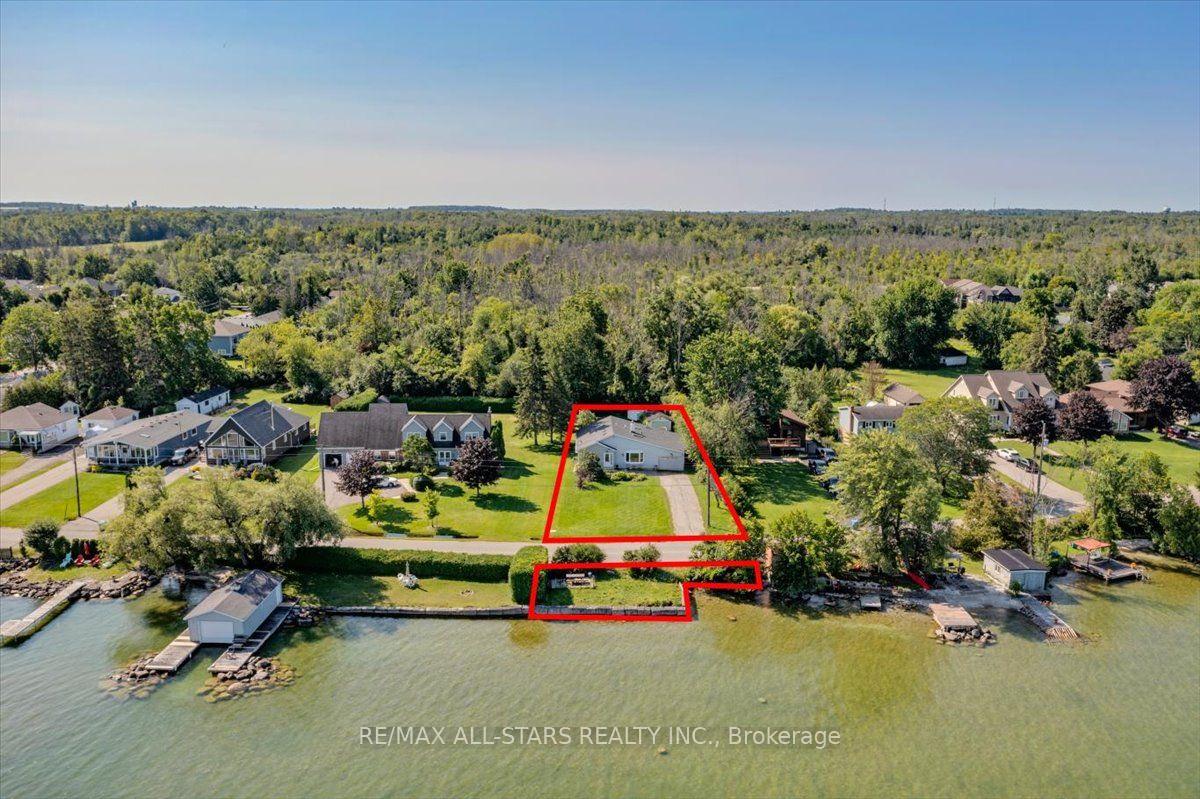Photo 23 of 35 Lake Drive E, Georgina, Keswick North — HOMEH