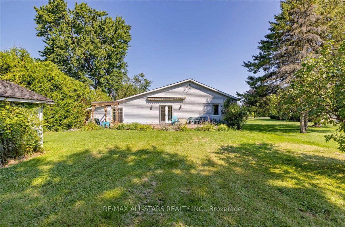 Photo 29 of 35 Lake Drive E, Georgina, Keswick North — HOMEH