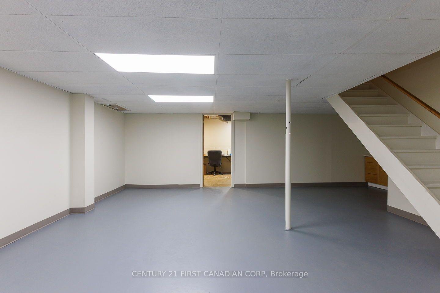Photo 47 of 255 Deveron Crescent, London, South T — HOMEH