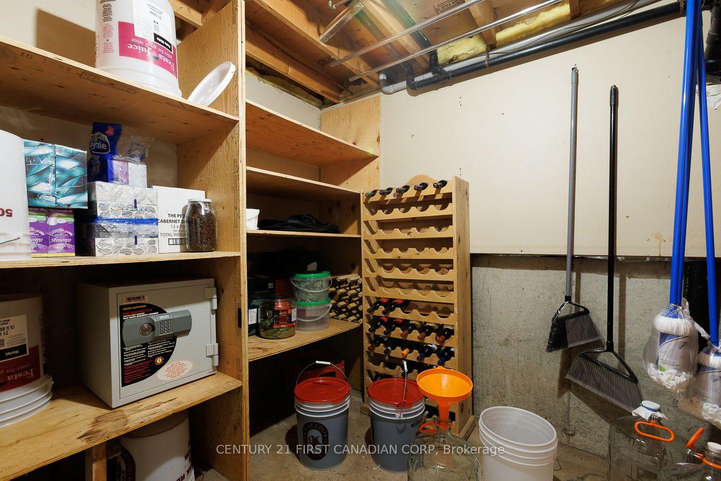 Photo 48 of 255 Deveron Crescent, London, South T — HOMEH