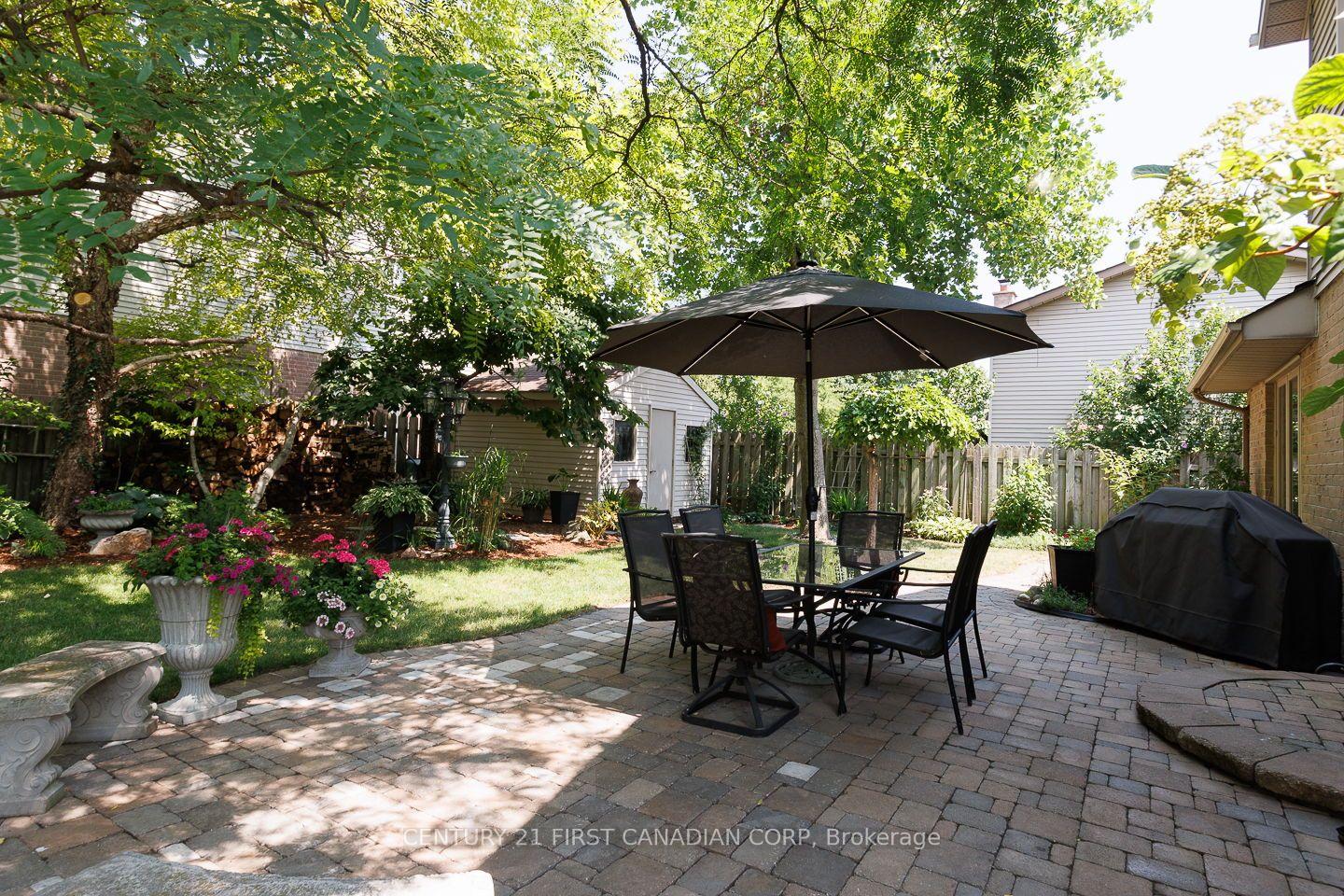 Photo 37 of 255 Deveron Crescent, London, South T — HOMEH
