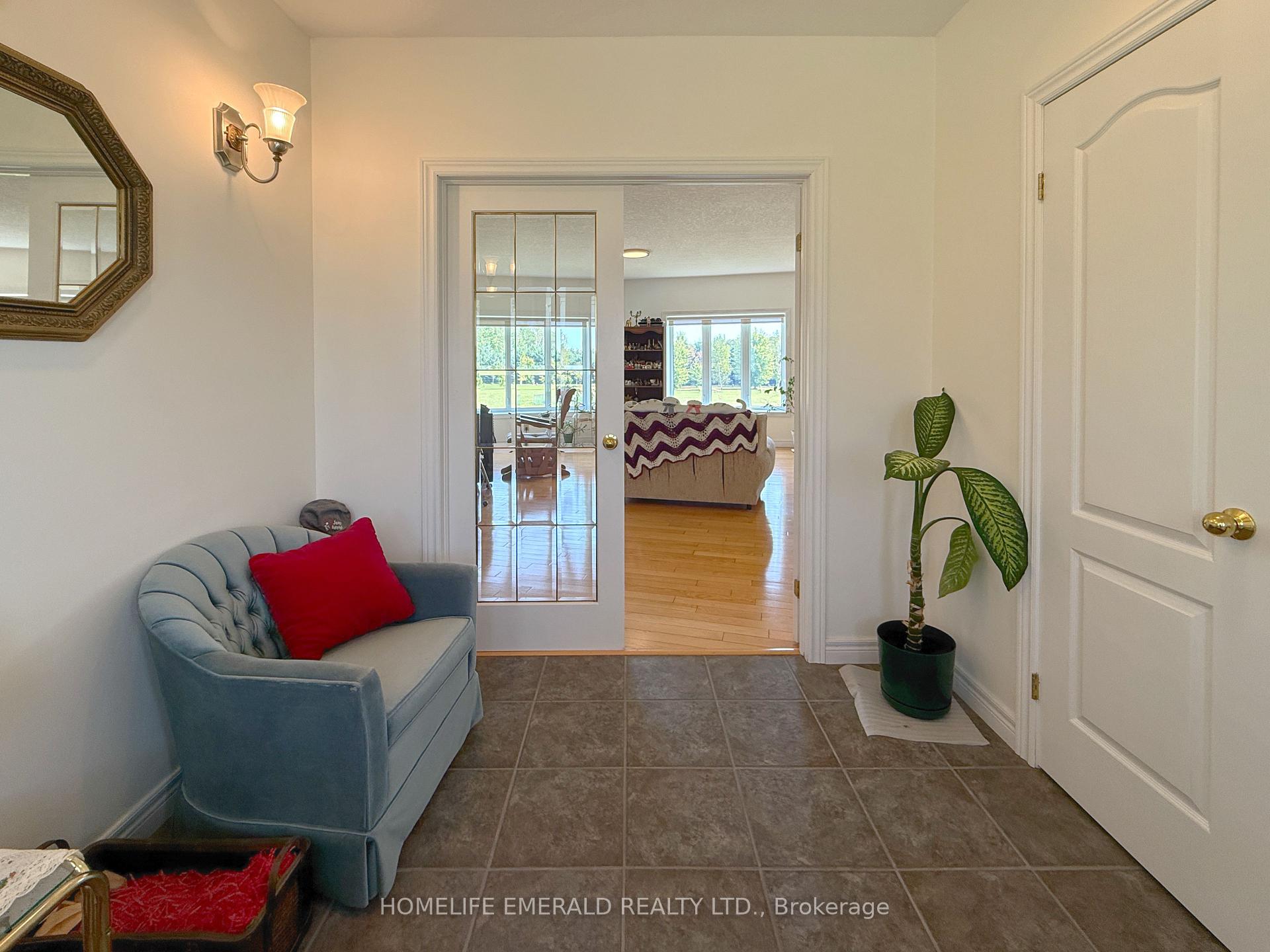 Photo 8 of 3175 3/4 Concession, Clearview, Rural Clearview — HOMEH