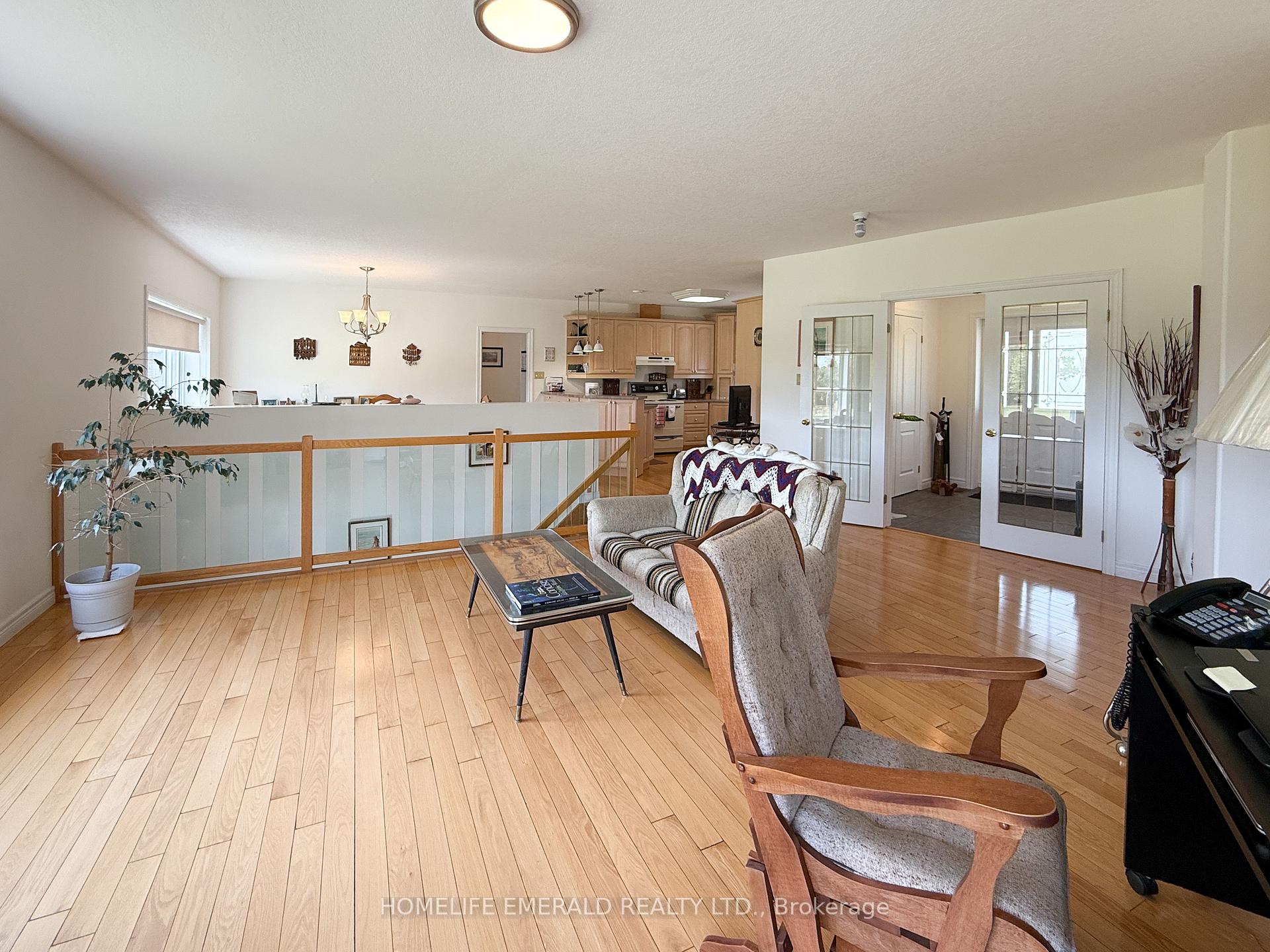 Photo 11 of 3175 3/4 Concession, Clearview, Rural Clearview — HOMEH