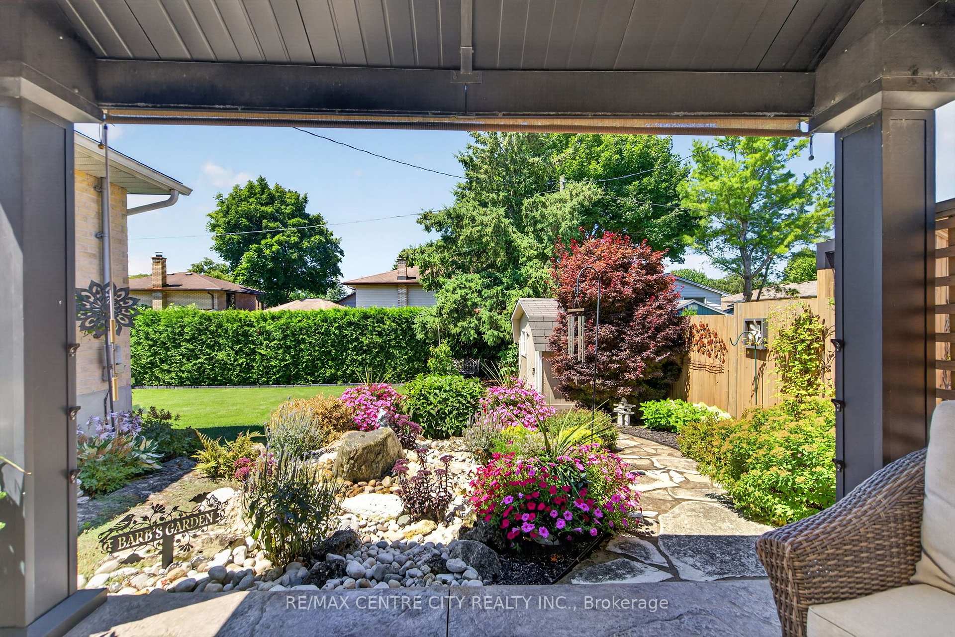 Photo 2 of 37 Luton Crescent, St. Thomas — HOMEH
