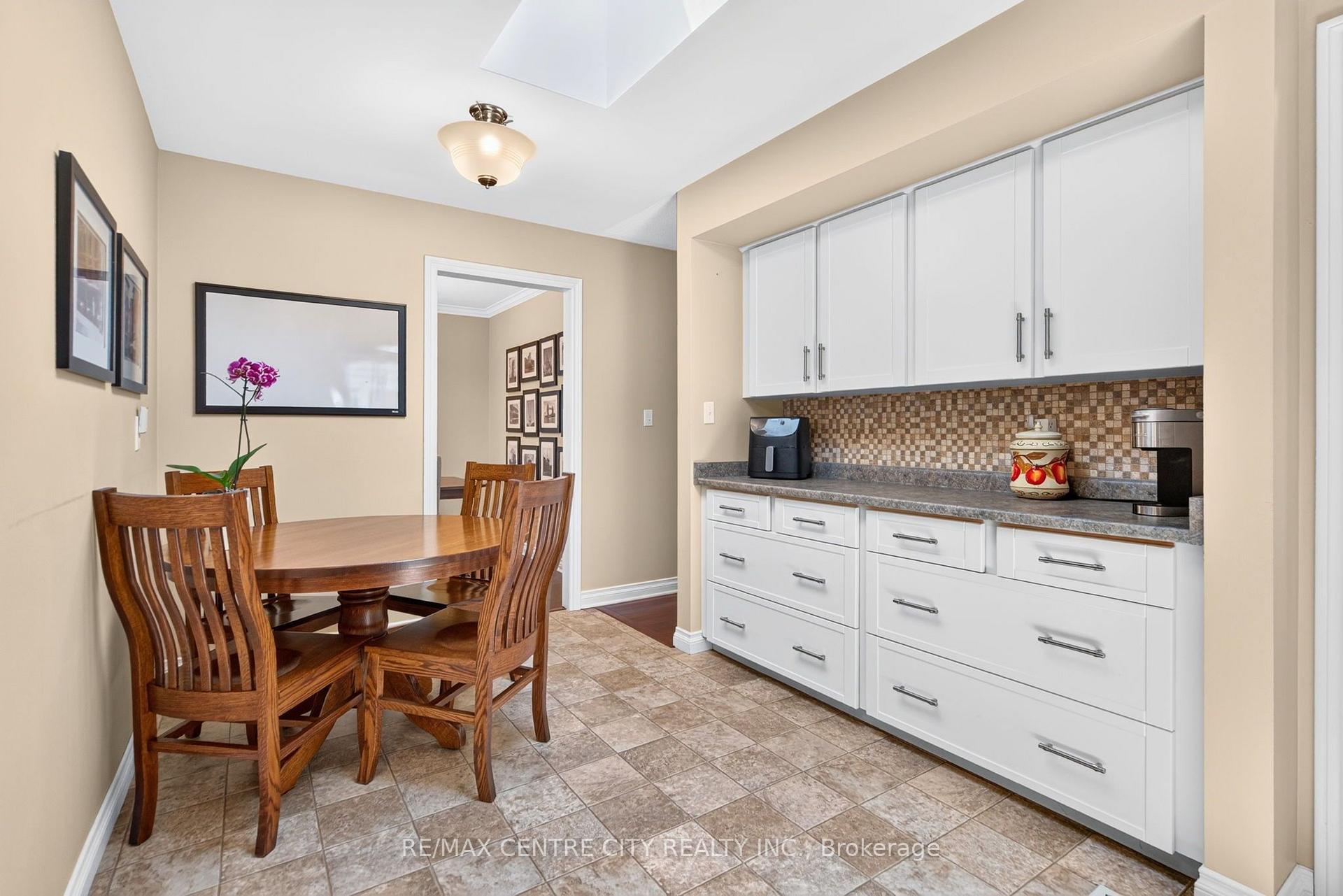 Photo 11 of 37 Luton Crescent, St. Thomas — HOMEH