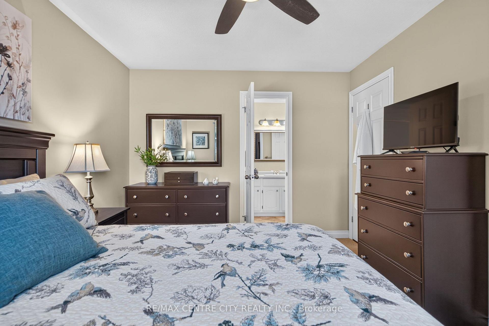 Photo 14 of 37 Luton Crescent, St. Thomas — HOMEH