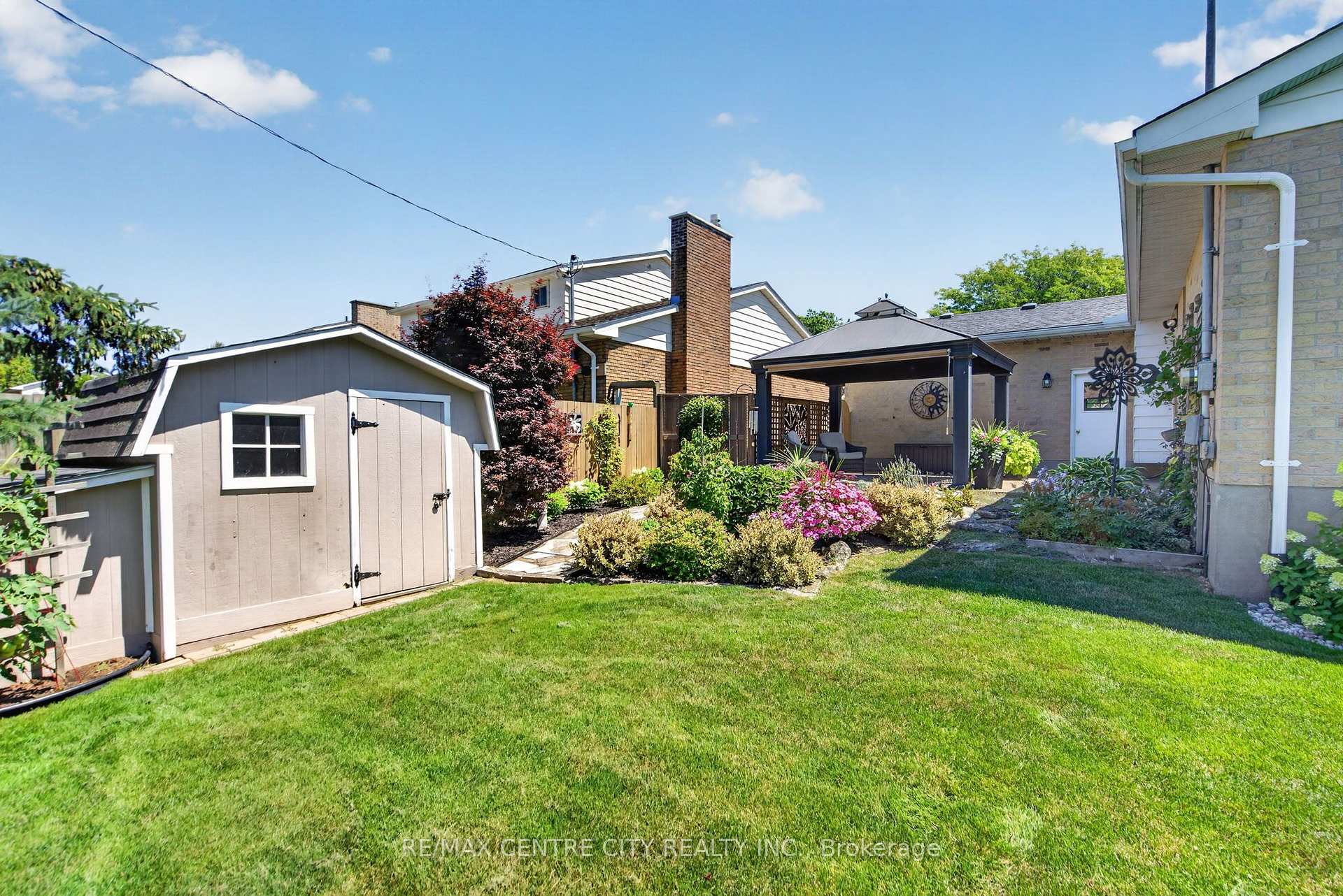 Photo 40 of 37 Luton Crescent, St. Thomas — HOMEH