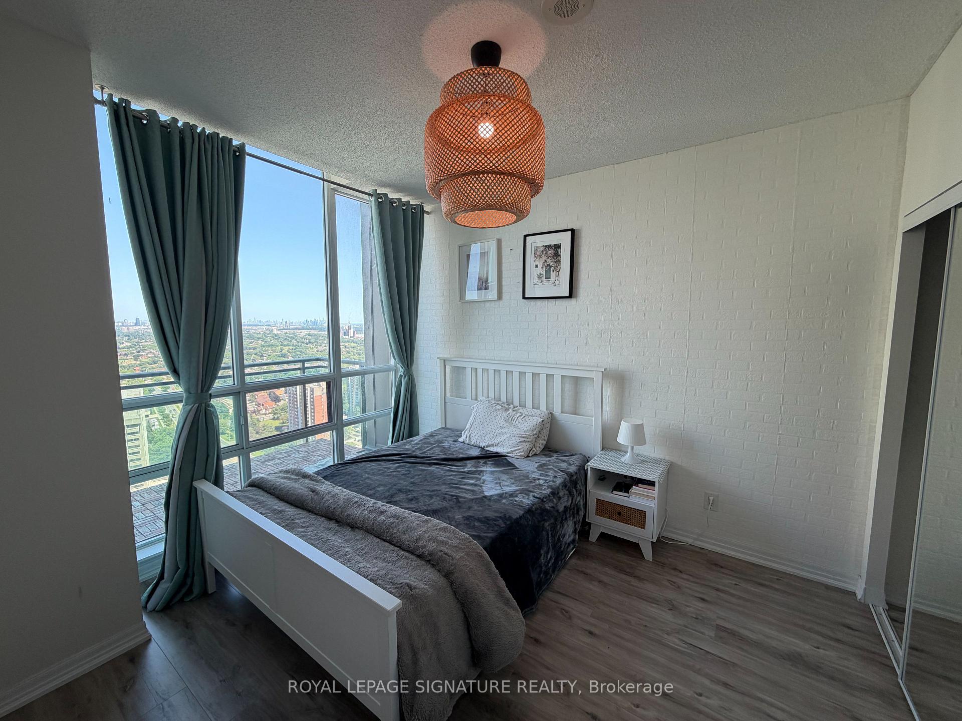 Photo 13 of Unit 3303, 3515 Kariya Drive, Mississauga, Fairview — HOMEH