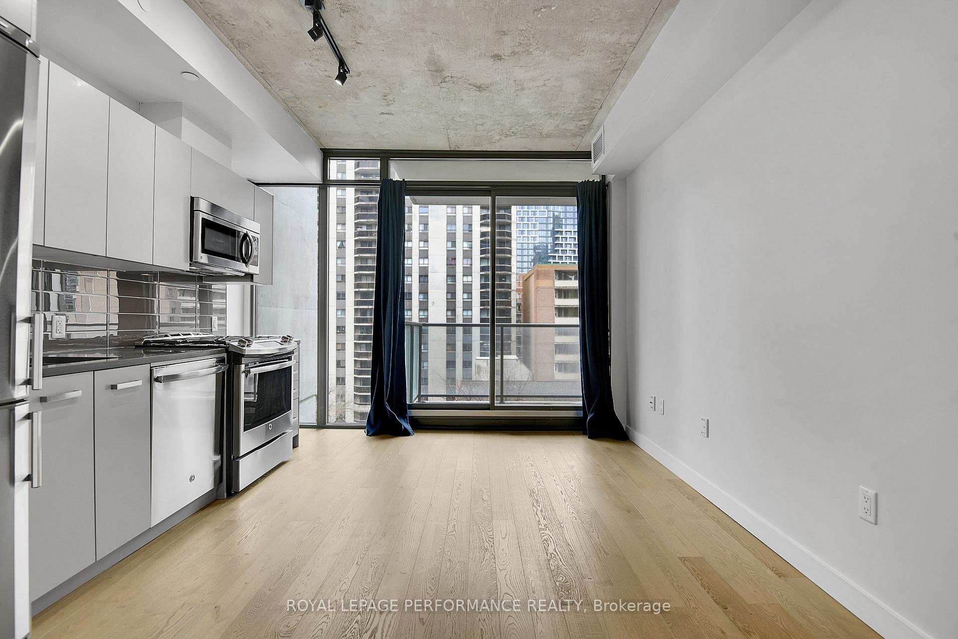 Photo 11 of Unit 708, 224 Lyon Street N, Ottawa, Ottawa Centre — HOMEH
