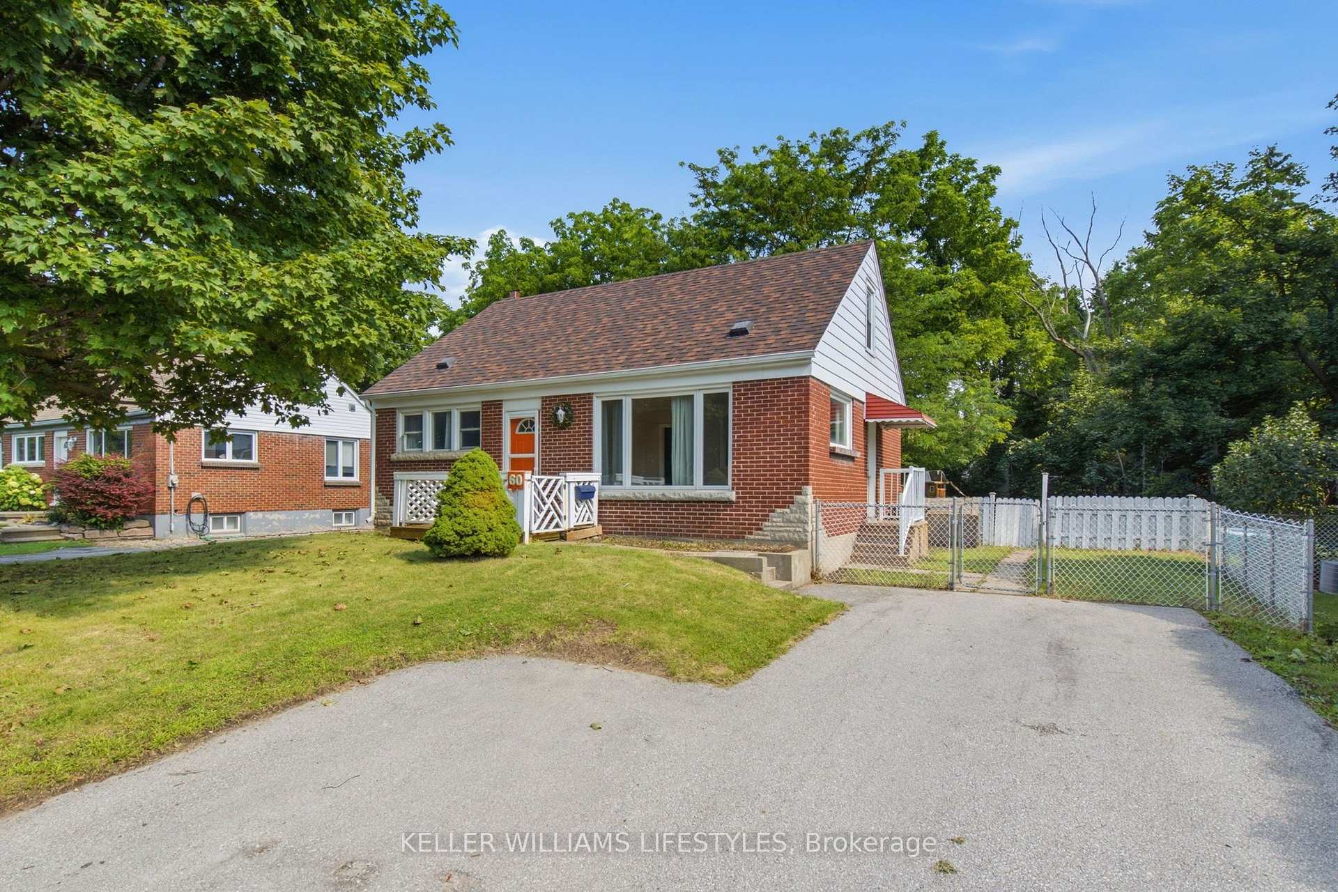 Photo 1 of 60 Churchill Crescent, St. Thomas — HOMEH