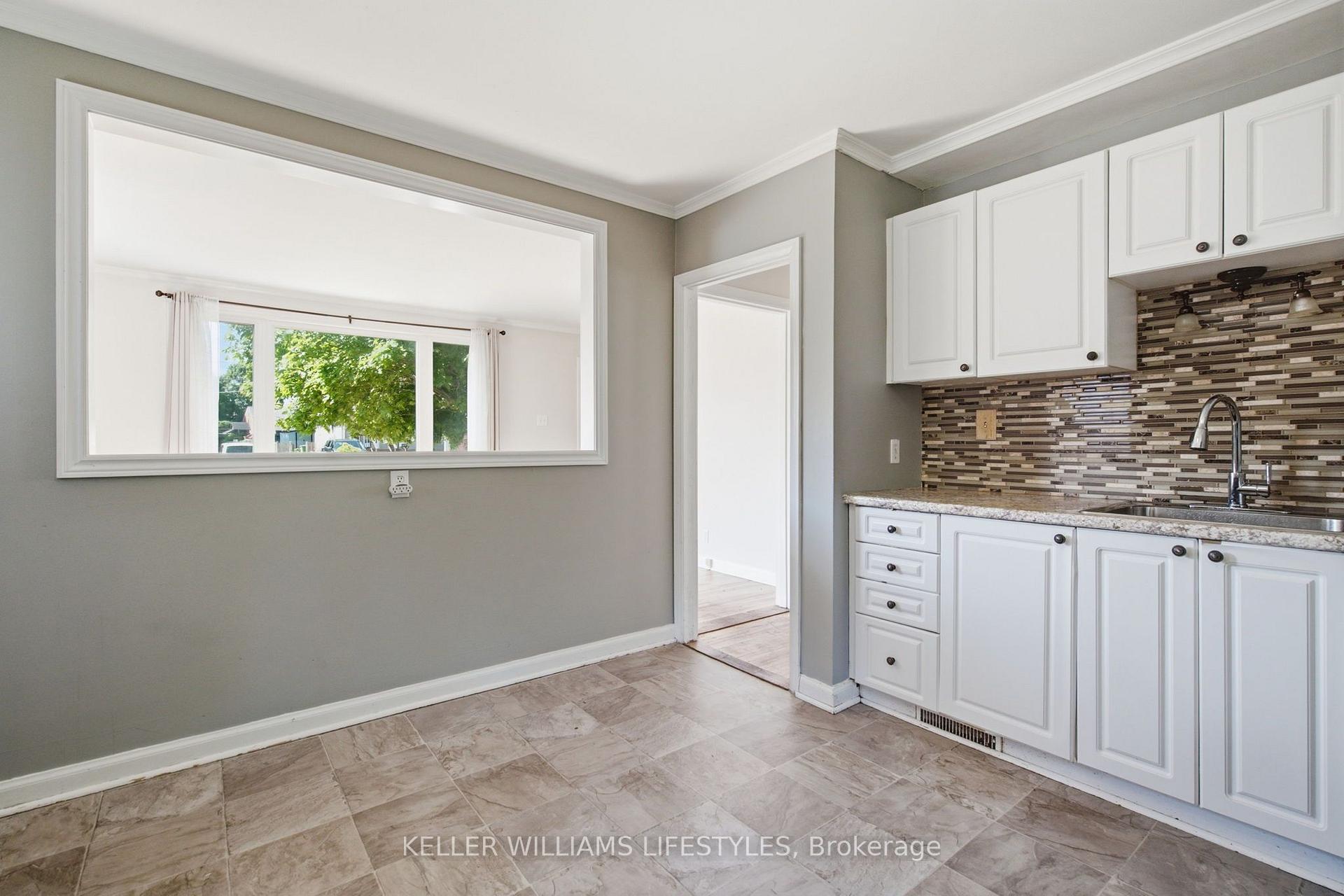 Photo 12 of 60 Churchill Crescent, St. Thomas — HOMEH